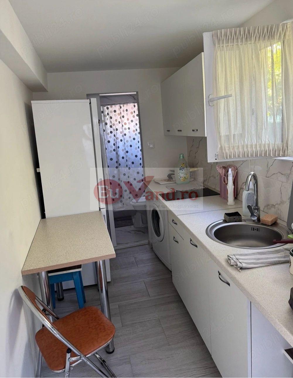 De inchiriat apartament o camera la curte, Zona General, 260 euro negoc. - 3