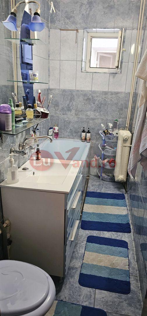 Apartament 2 camere de vanzare, IC Frimu, 57 mp, 2 balcoane, etaj 3/4 - 6