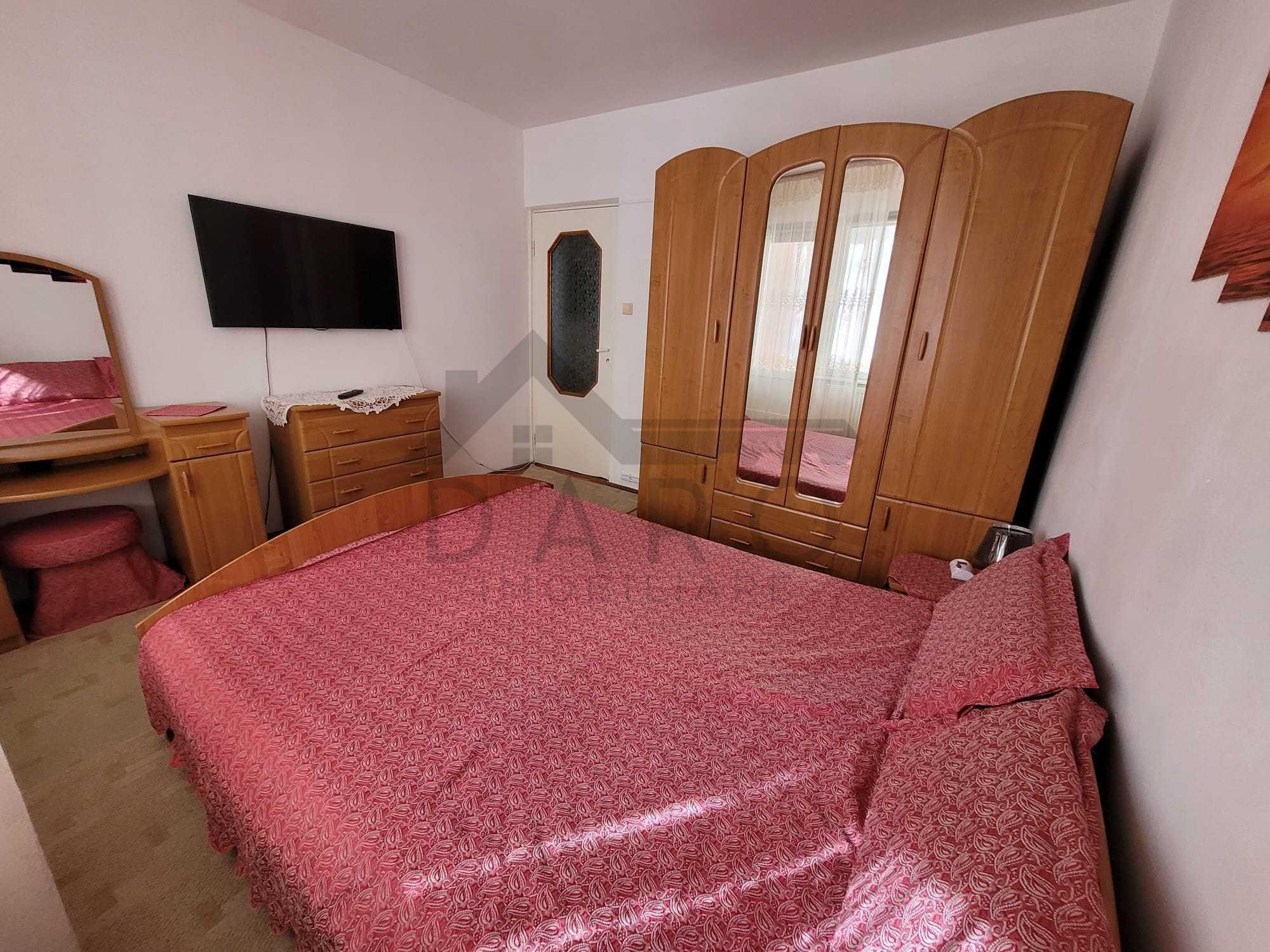 Vand apartament cu 2 camere, etaj 1 pe Bulevardul Pandurilor - 4