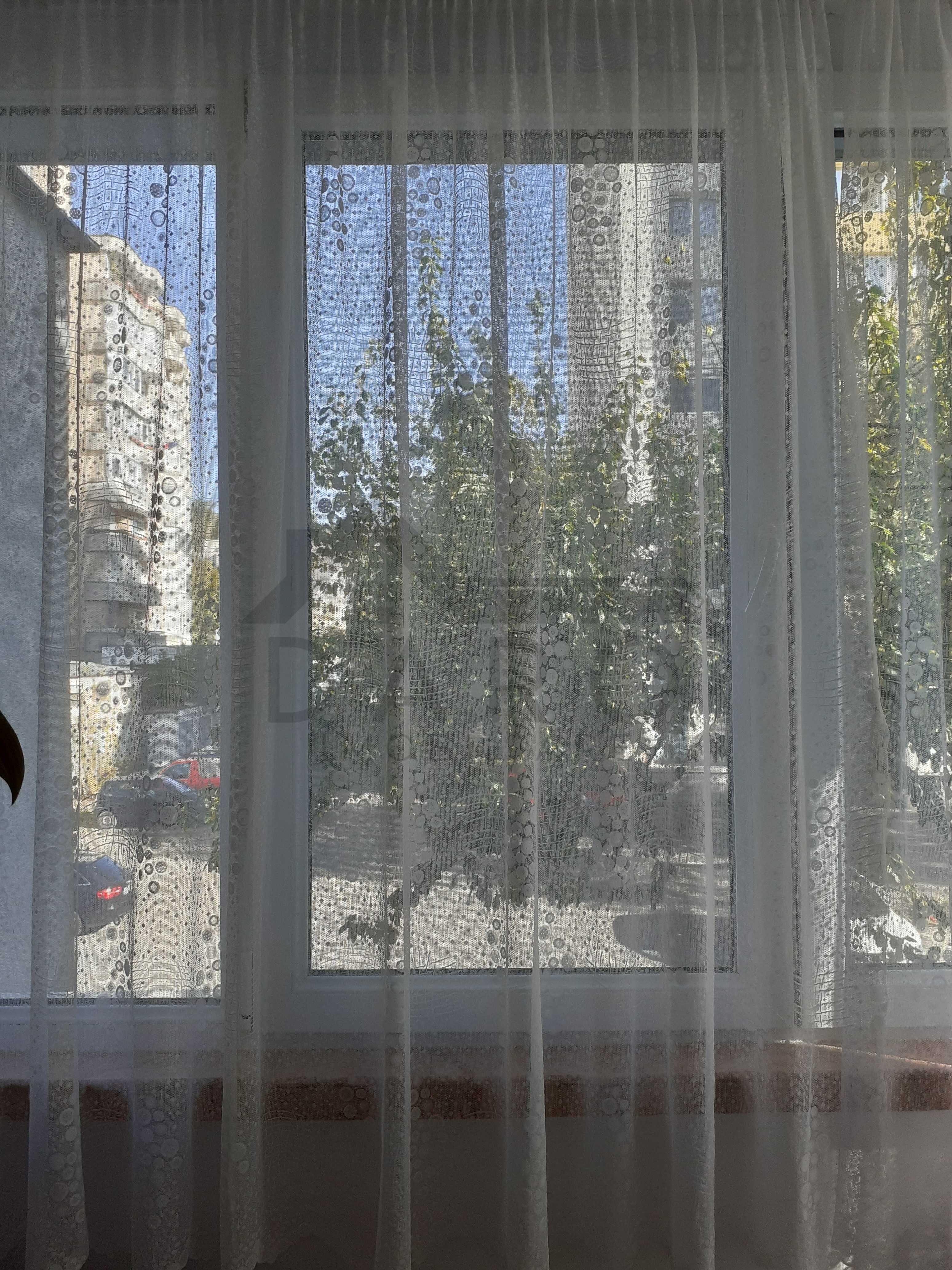 Apartament cu 3 camere de vanzare - 8
