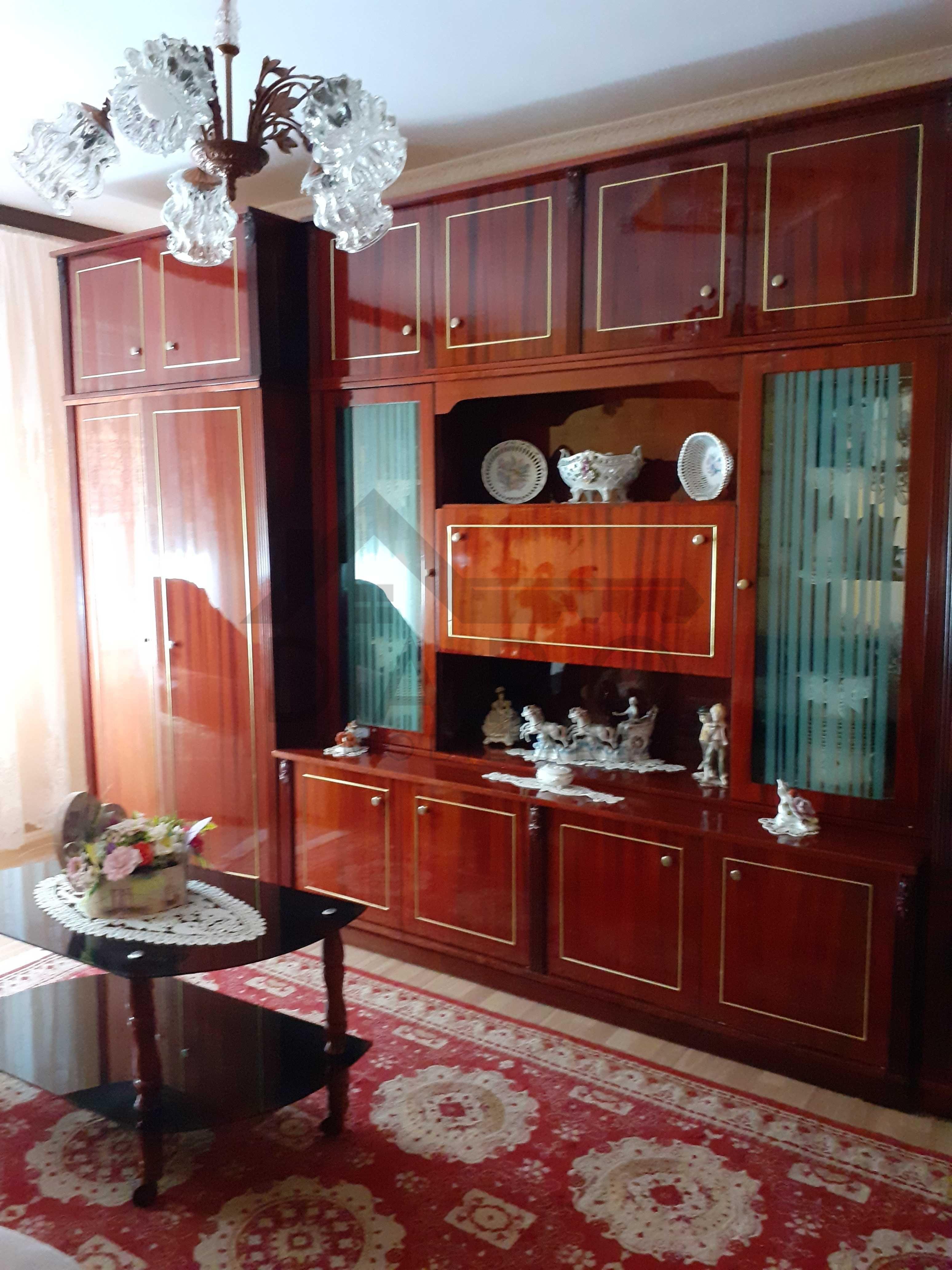 Apartament cu 3 camere de vanzare - 6