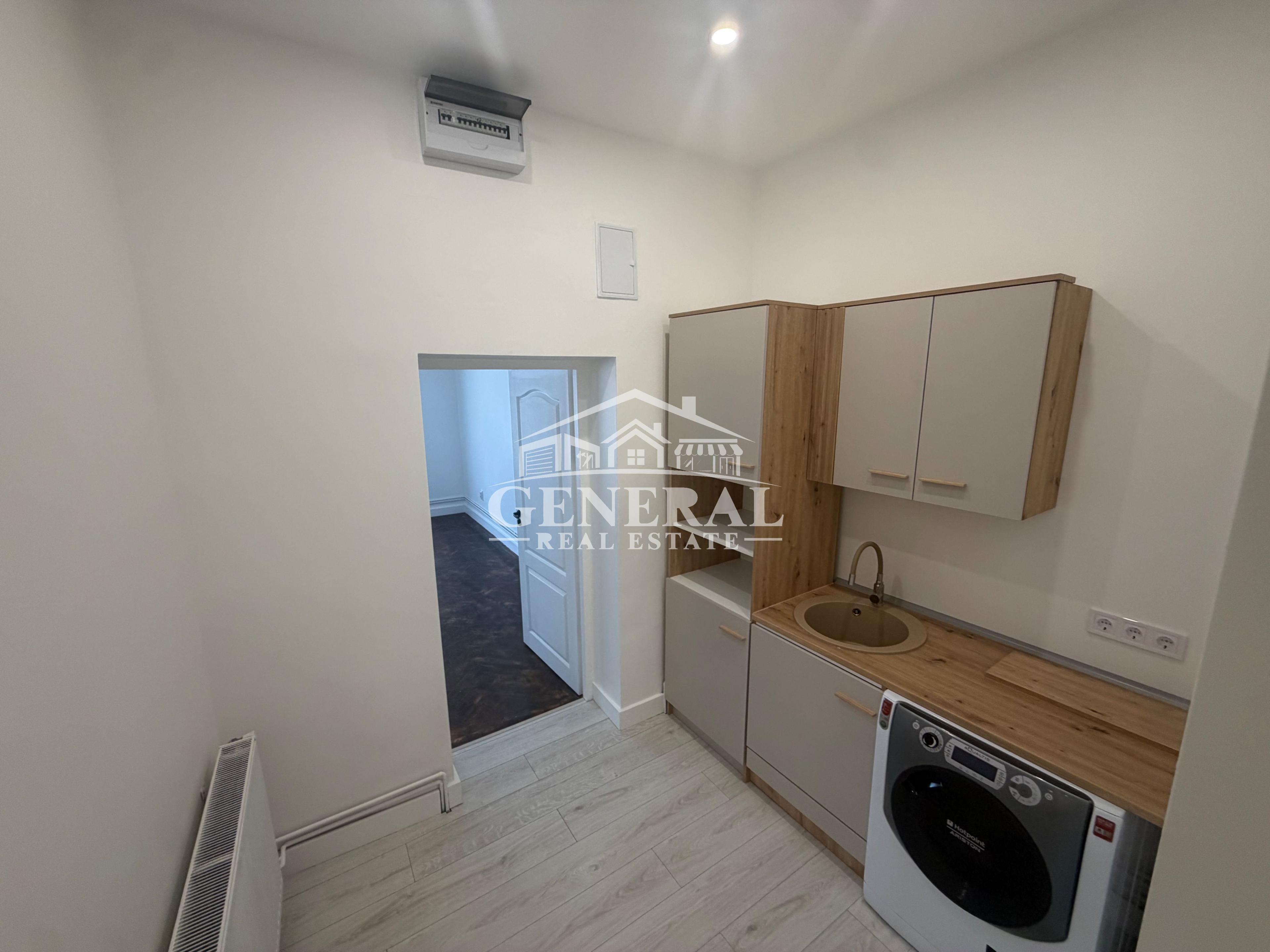 De vanzare ap. 4 camere 135m situat centrul orasului Baia Mare Renovat - 10