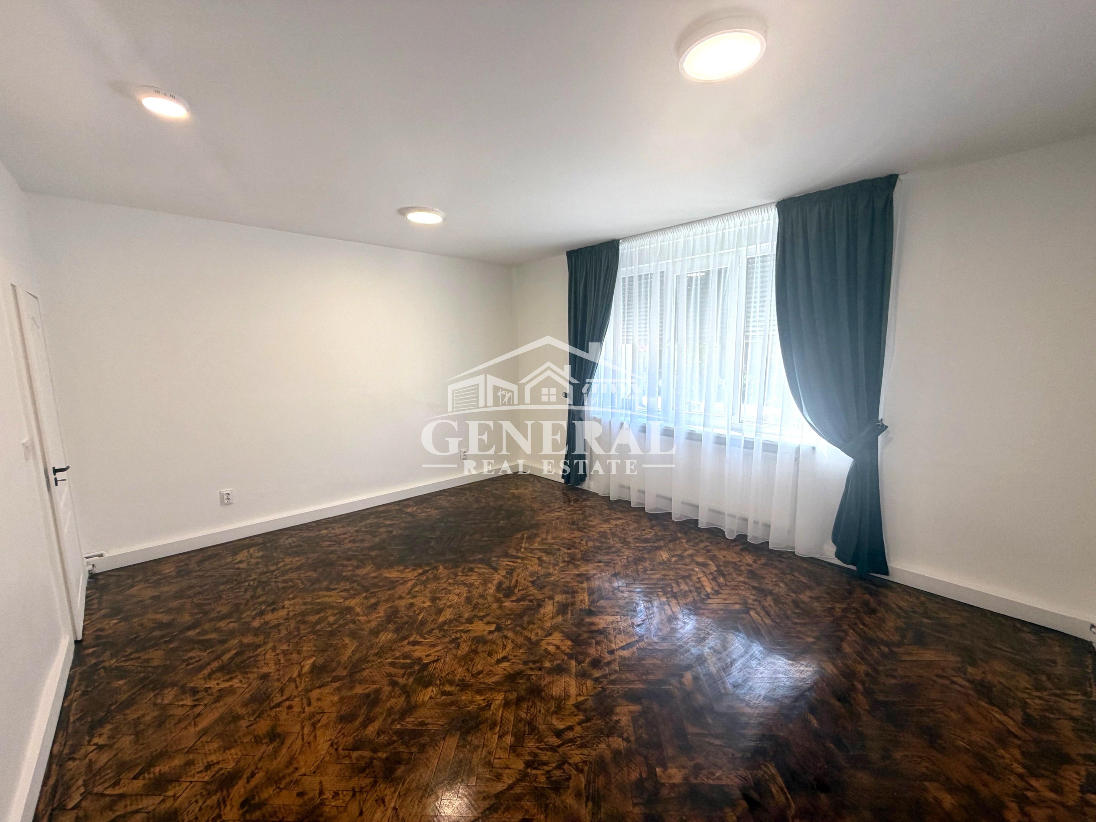 De vanzare ap. 4 camere 135m situat centrul orasului Baia Mare Renovat - 19