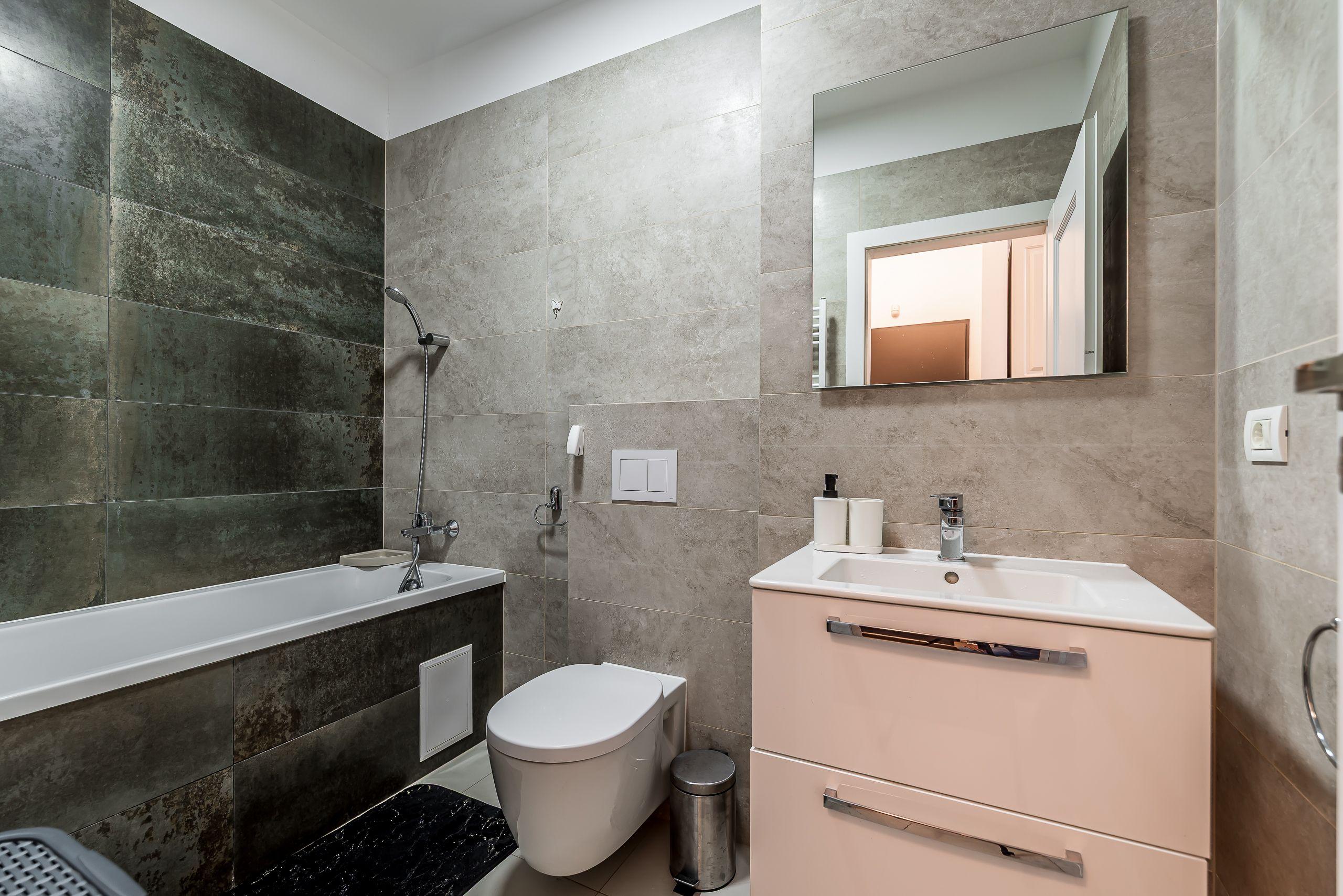 Apartament Adora - terasa 34 mp - loc de parcare inclus - COMISION 0 - 7