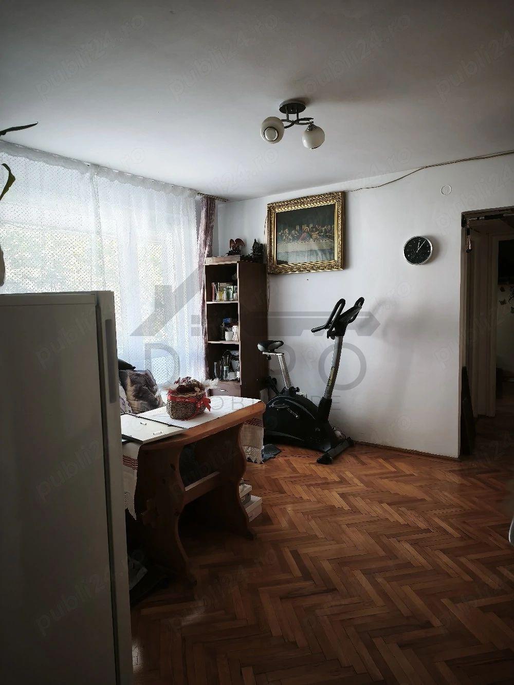 vând apartament cu 3 camere in Tudor zona Fortuna - 5