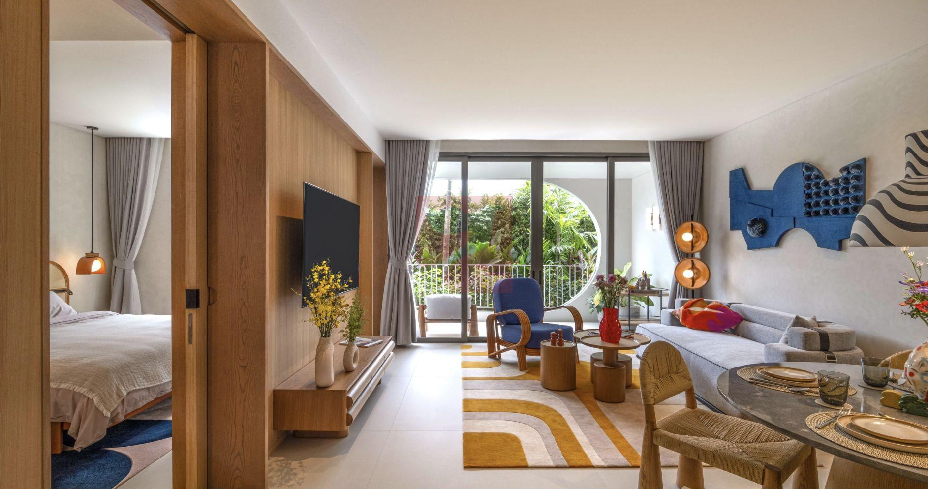 Freehold, The Standard Residences - 5