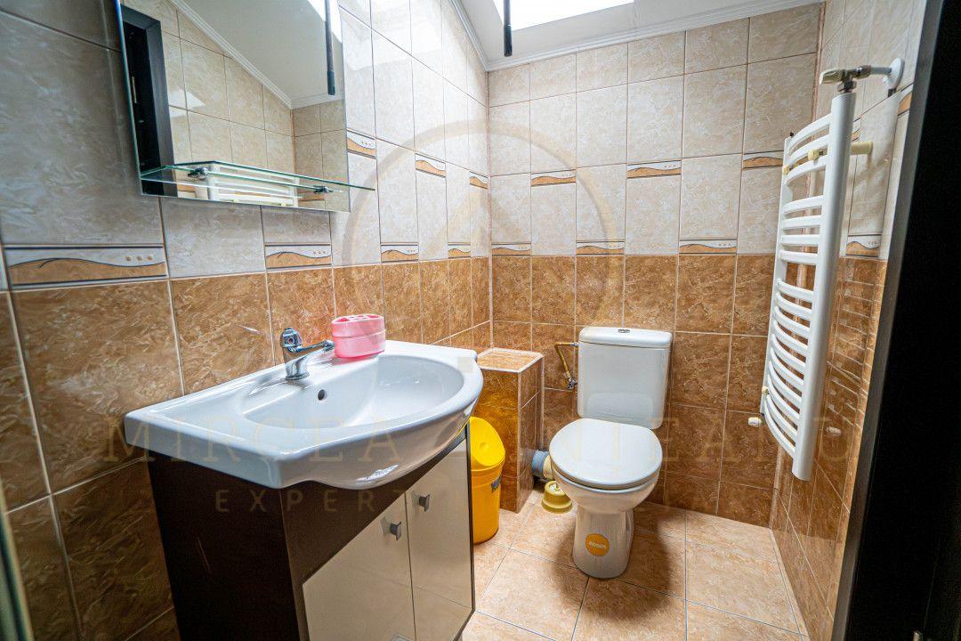 Casă Palazu Mare | Ideală pentru familie extinsă sau activitate mixta - 15