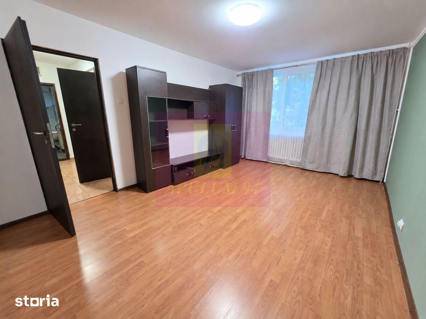 Garsoniera decomandata Drumul Taberei, metrou Valea Ialomitei - 5