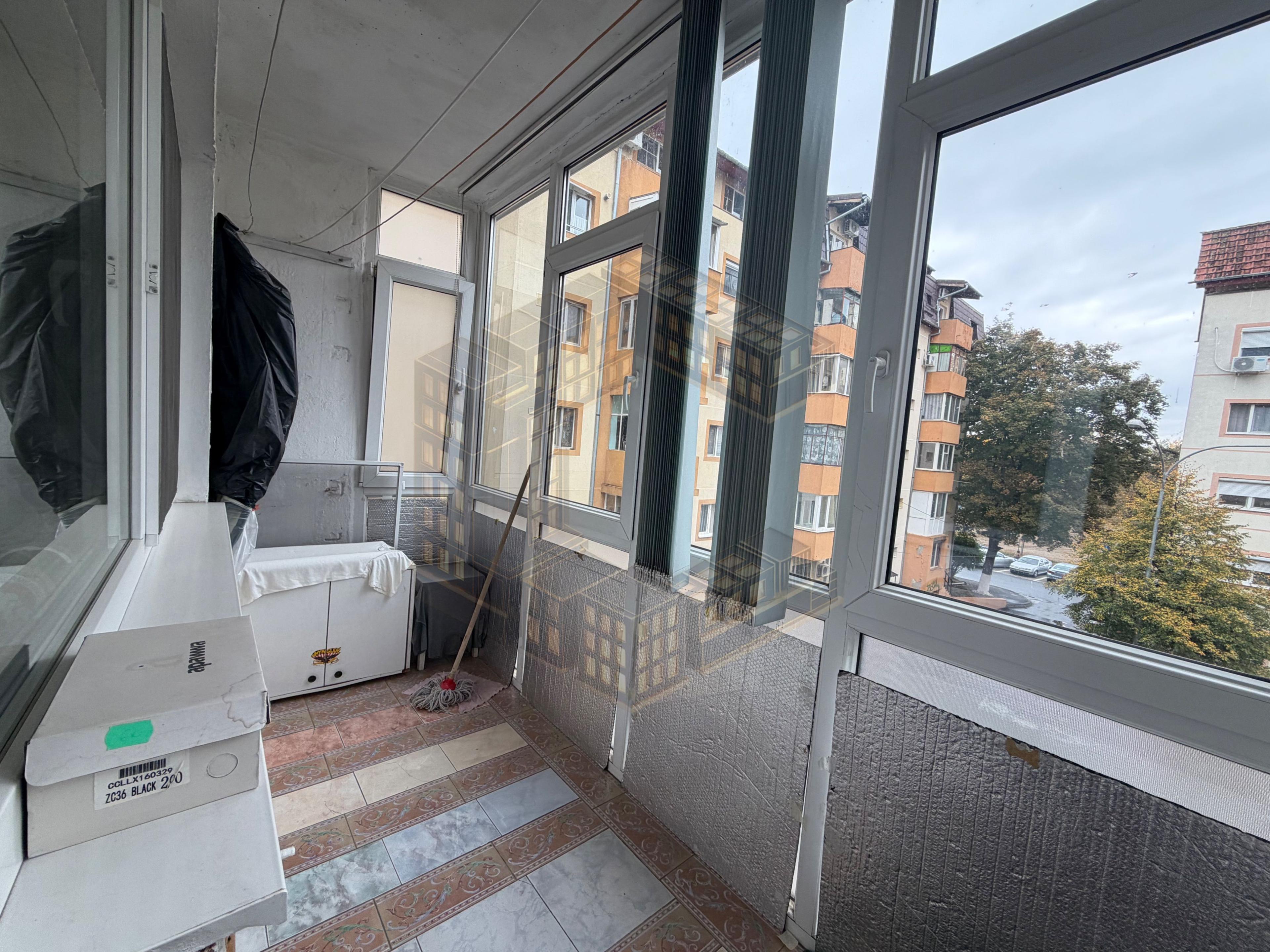 Apartament 3 camere de vanzare, etajul 2, zona Girocului, Timisoara - 9