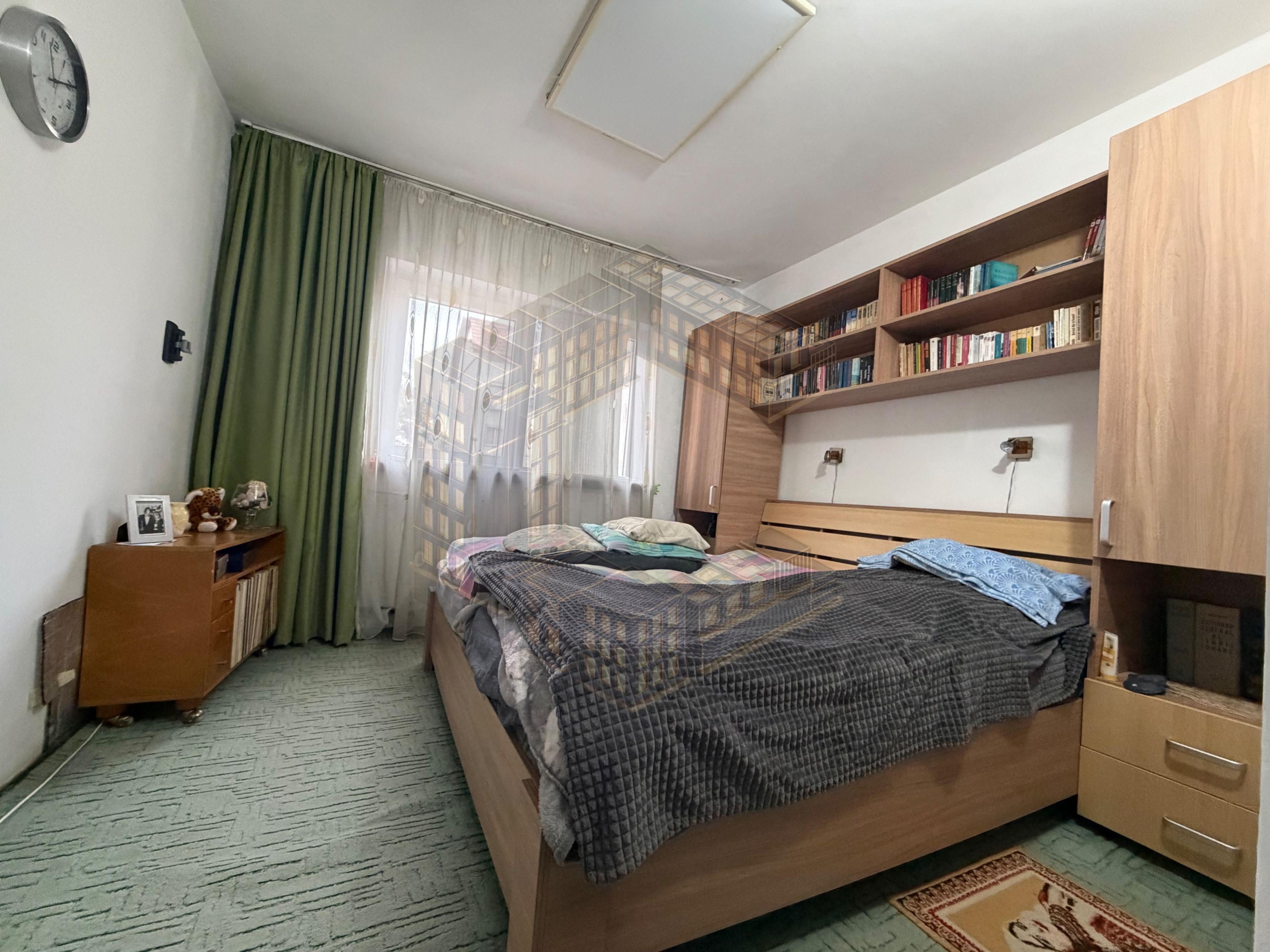 Apartament 3 camere de vanzare, etajul 2, zona Girocului, Timisoara - 2