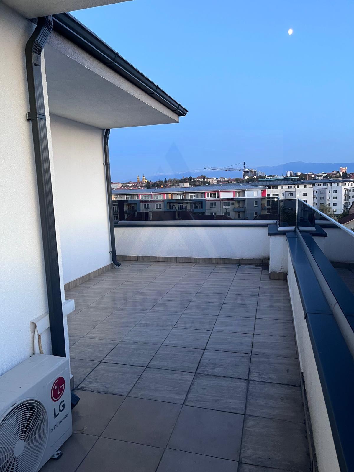 Penthouse Premium cu 3 Camere 102 mp + 64 mp Terase Panoramice - 13