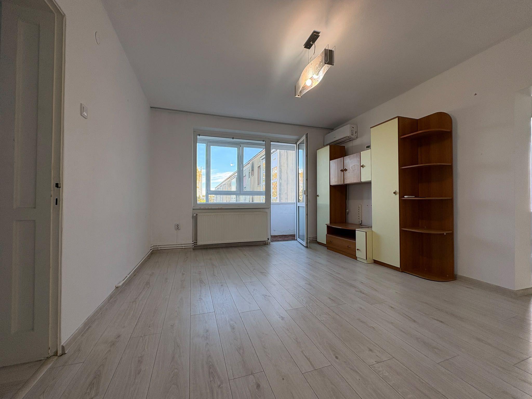 Apartament de vanzare cu doua camere Octavian Goga - 4