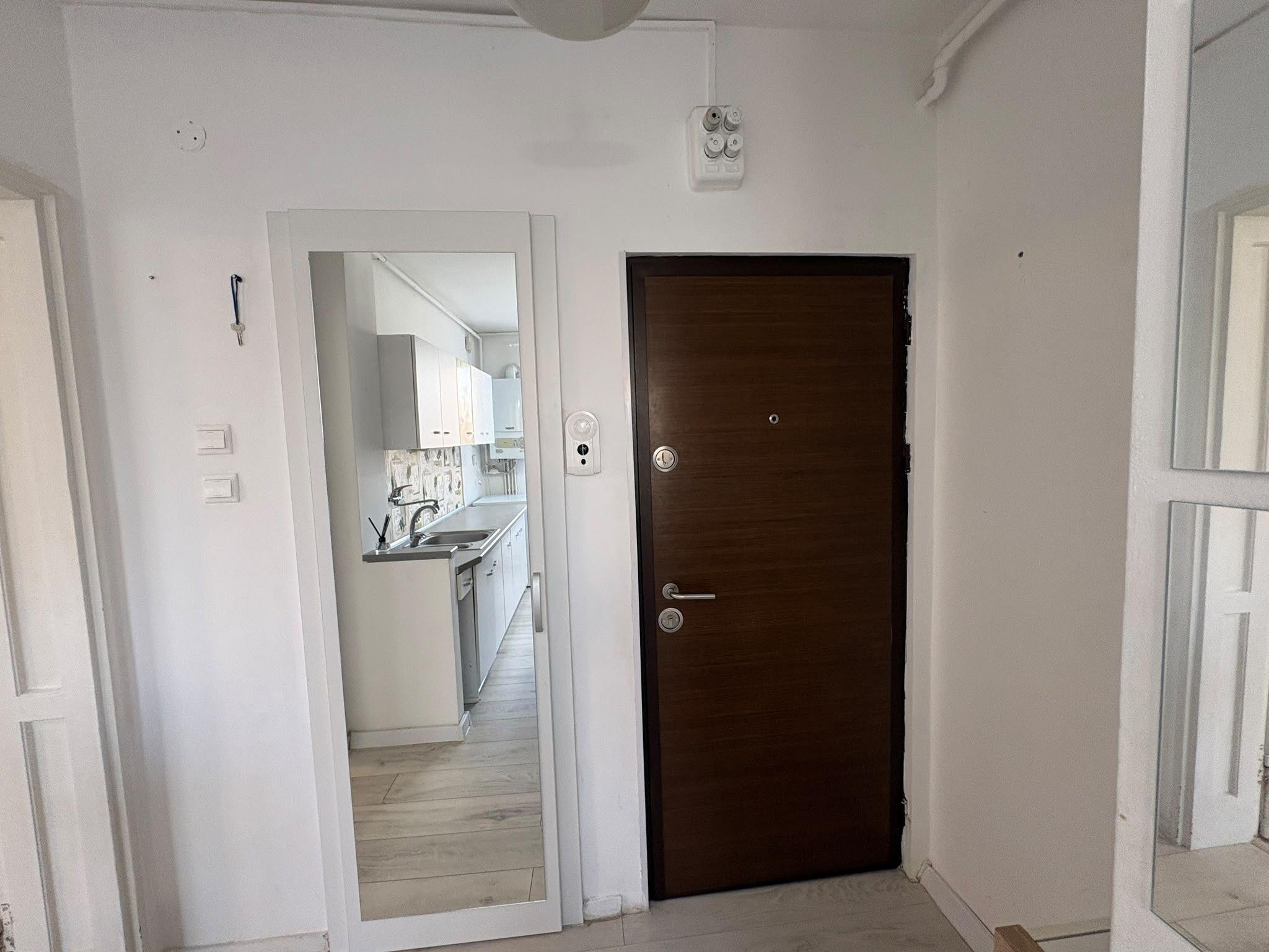 Apartament de vanzare cu doua camere Octavian Goga - 1