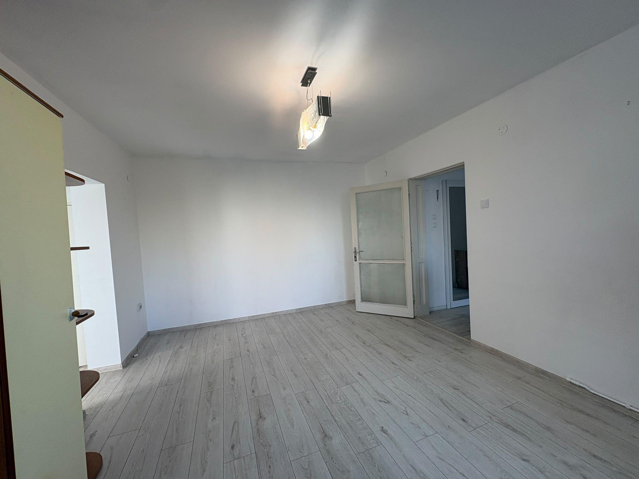 Apartament de vanzare cu doua camere Octavian Goga - 6