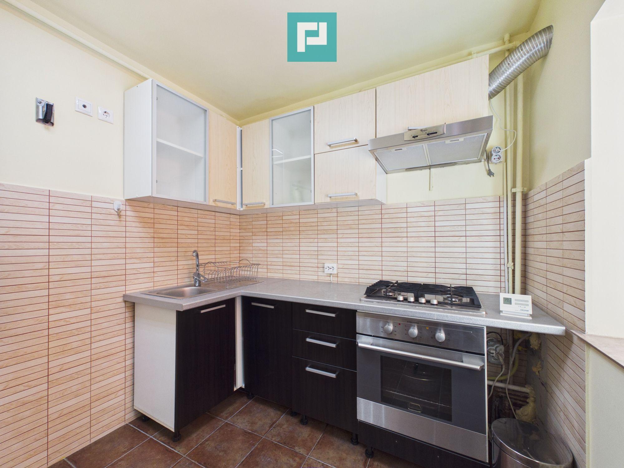 Apartament decomandat cu 3 camere, etaj II, Alfa - 4