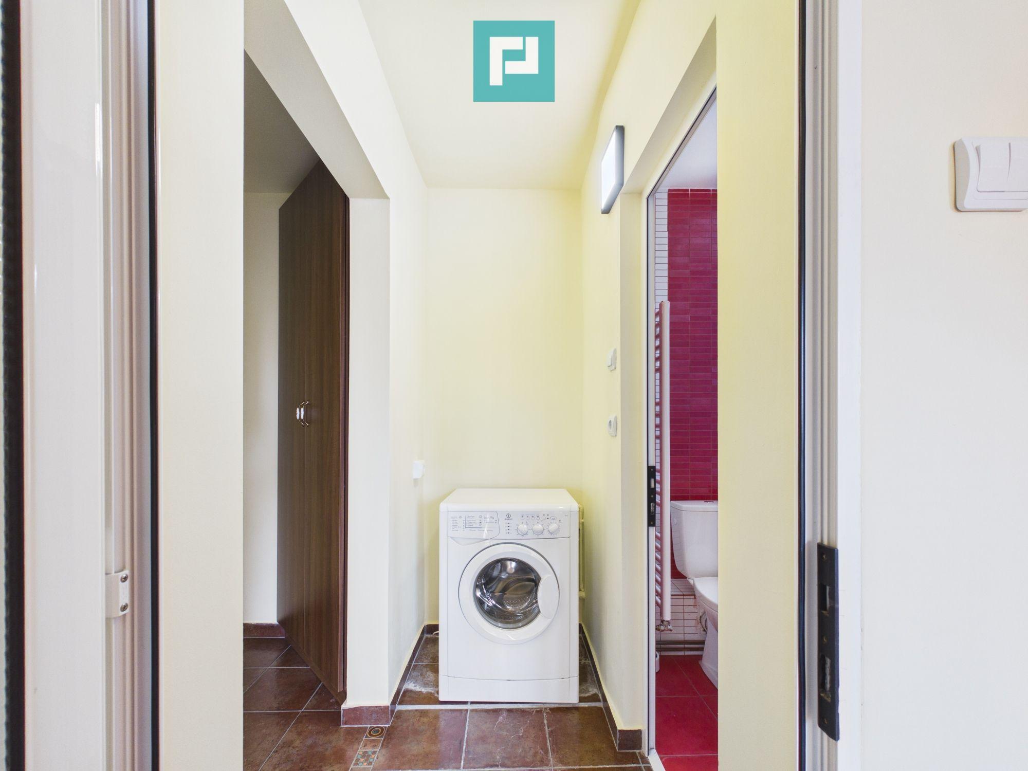 Apartament decomandat cu 3 camere, etaj II, Alfa - 15