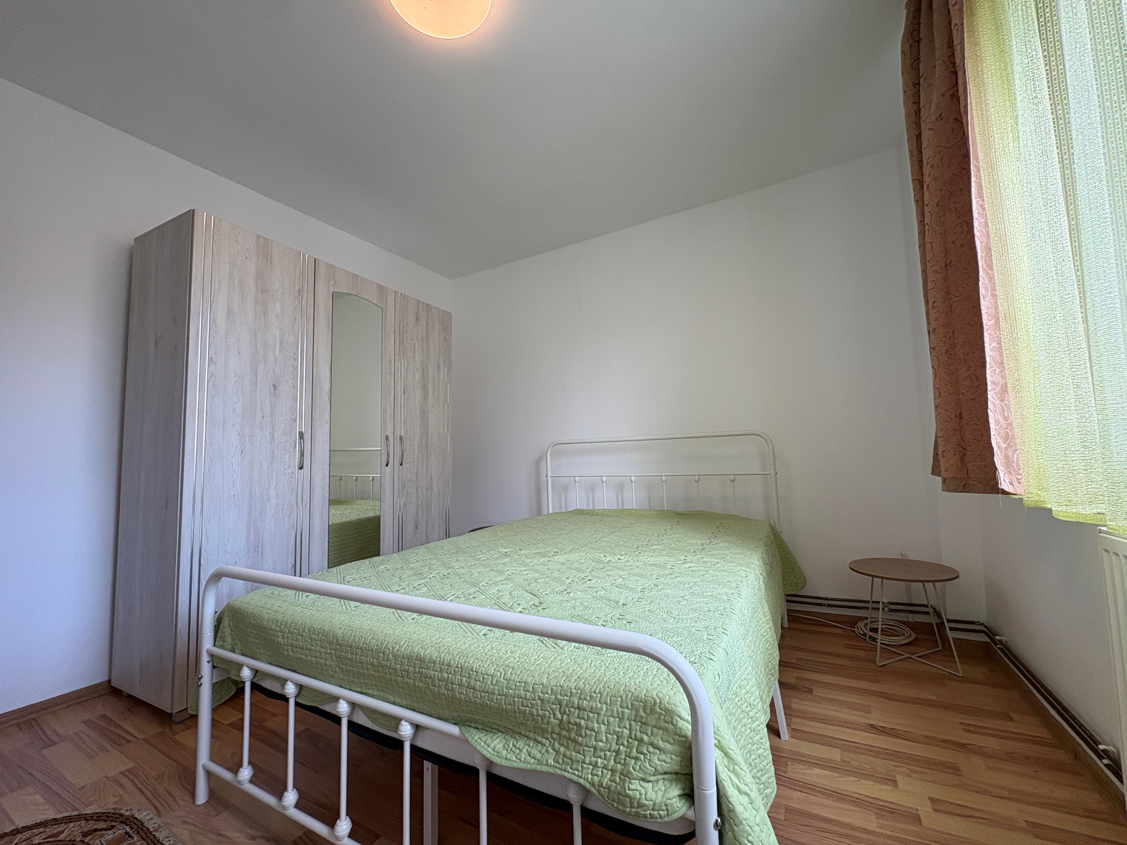 Apartament cu doua camere de inchiriat - 2