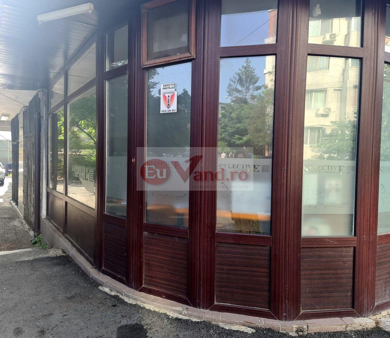 De vanzare spatiu comercial cu 4 camere, Port, 85.000 euro - 2