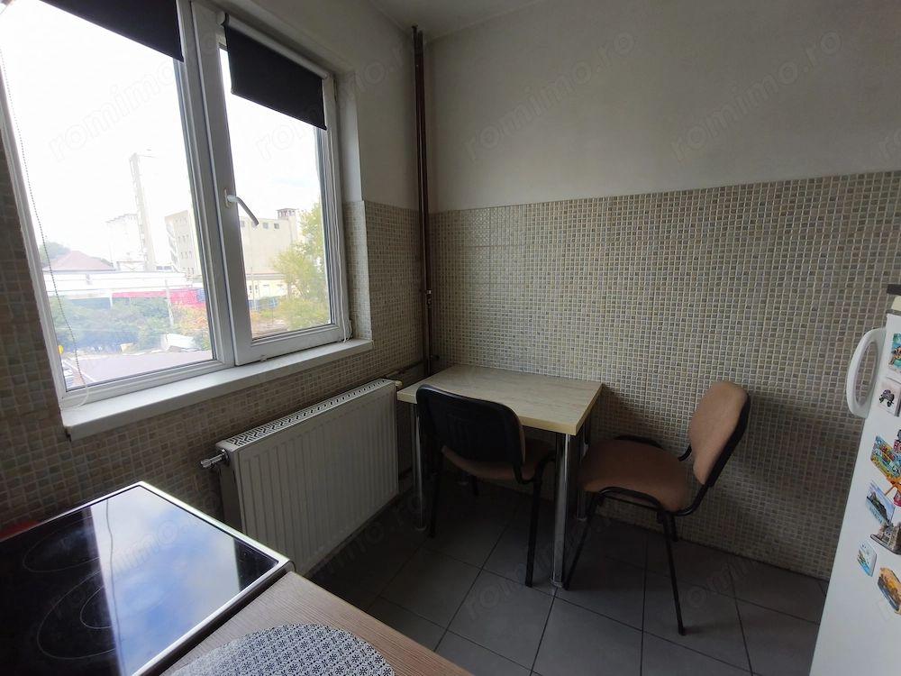 Apartament cu 2 camere, etaj 3 chiar în Complexul Studențesc - 4