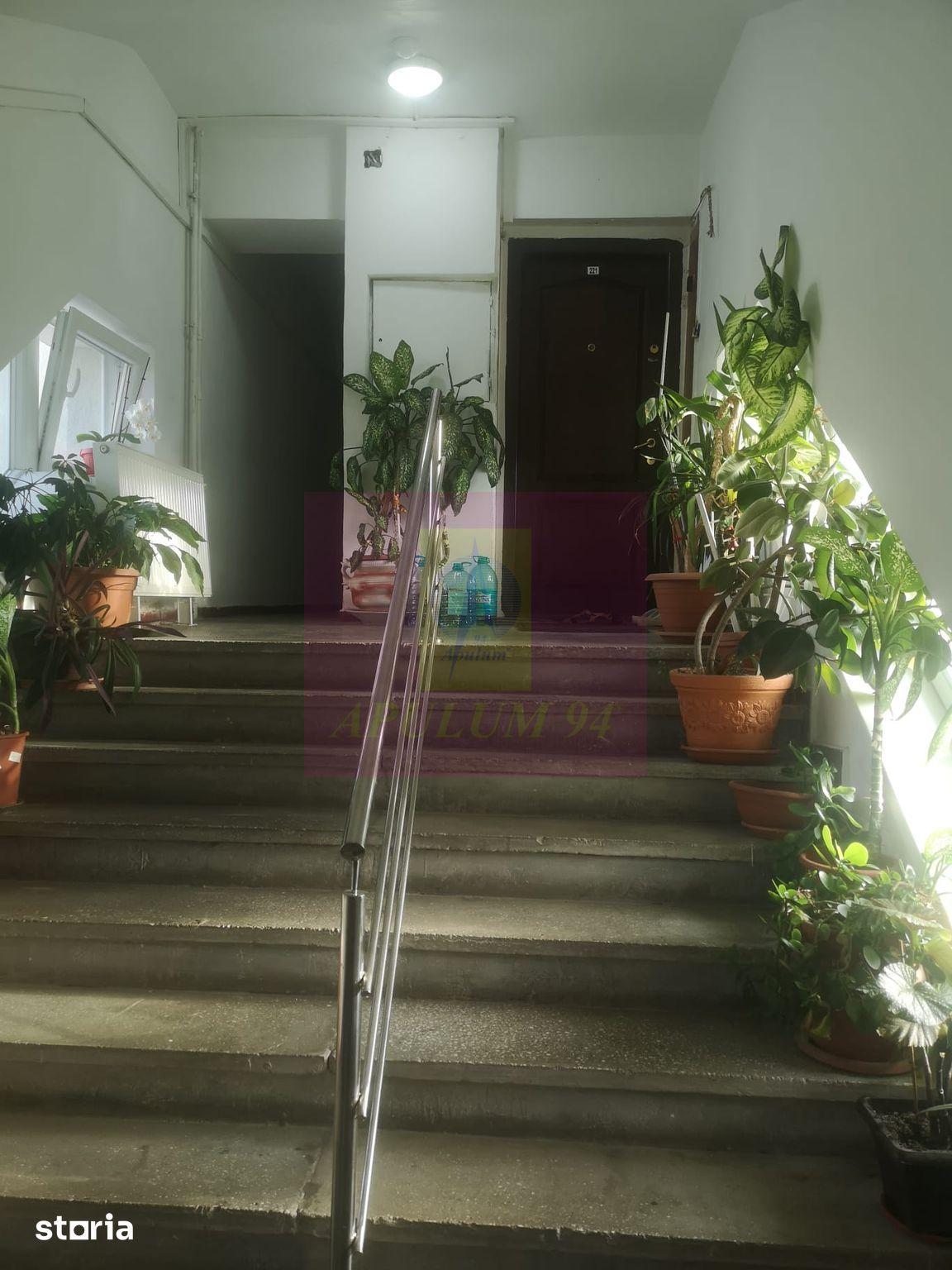 Ap 3 cam Lujeruluui, langa metrou - 1