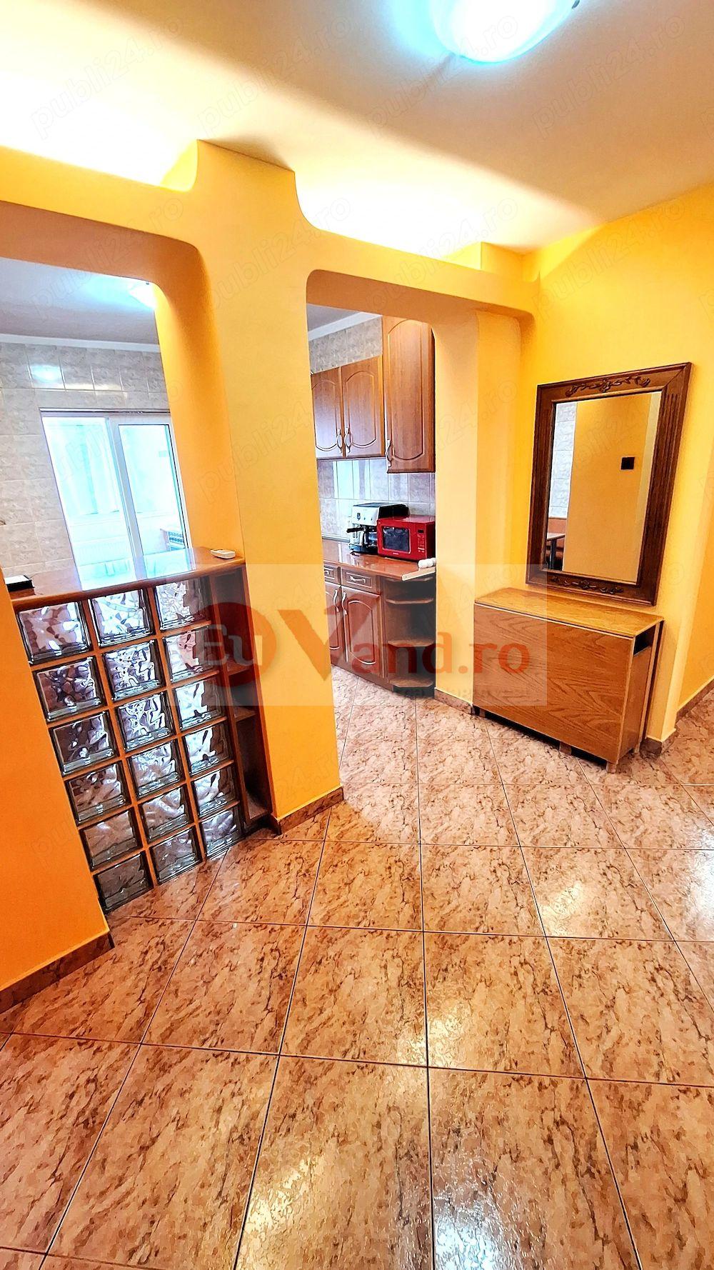 De inchiriat apartament renovat cu 3 camereTiglina 3, 500 E - 1