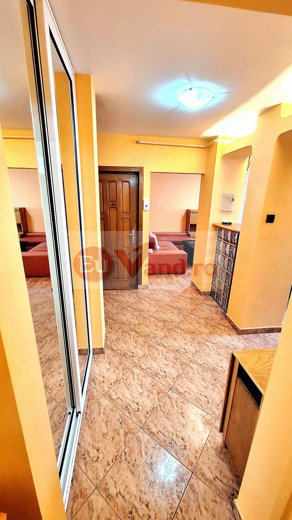 De inchiriat apartament renovat cu 3 camereTiglina 3, 500 E - 6