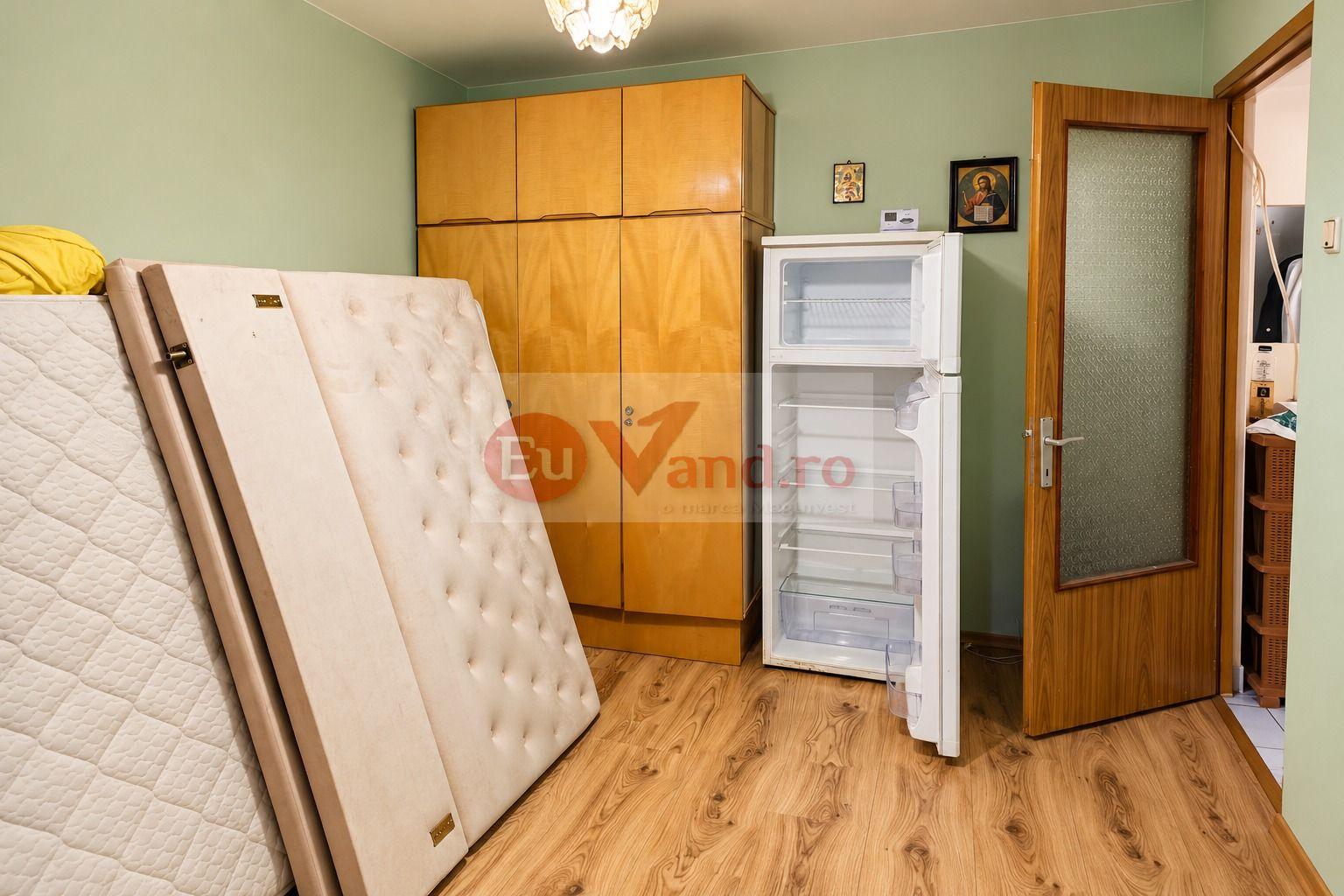 De vanzare apartament cu 2 camere, decomandat – Micro 19, parter, 46.500 E - 3