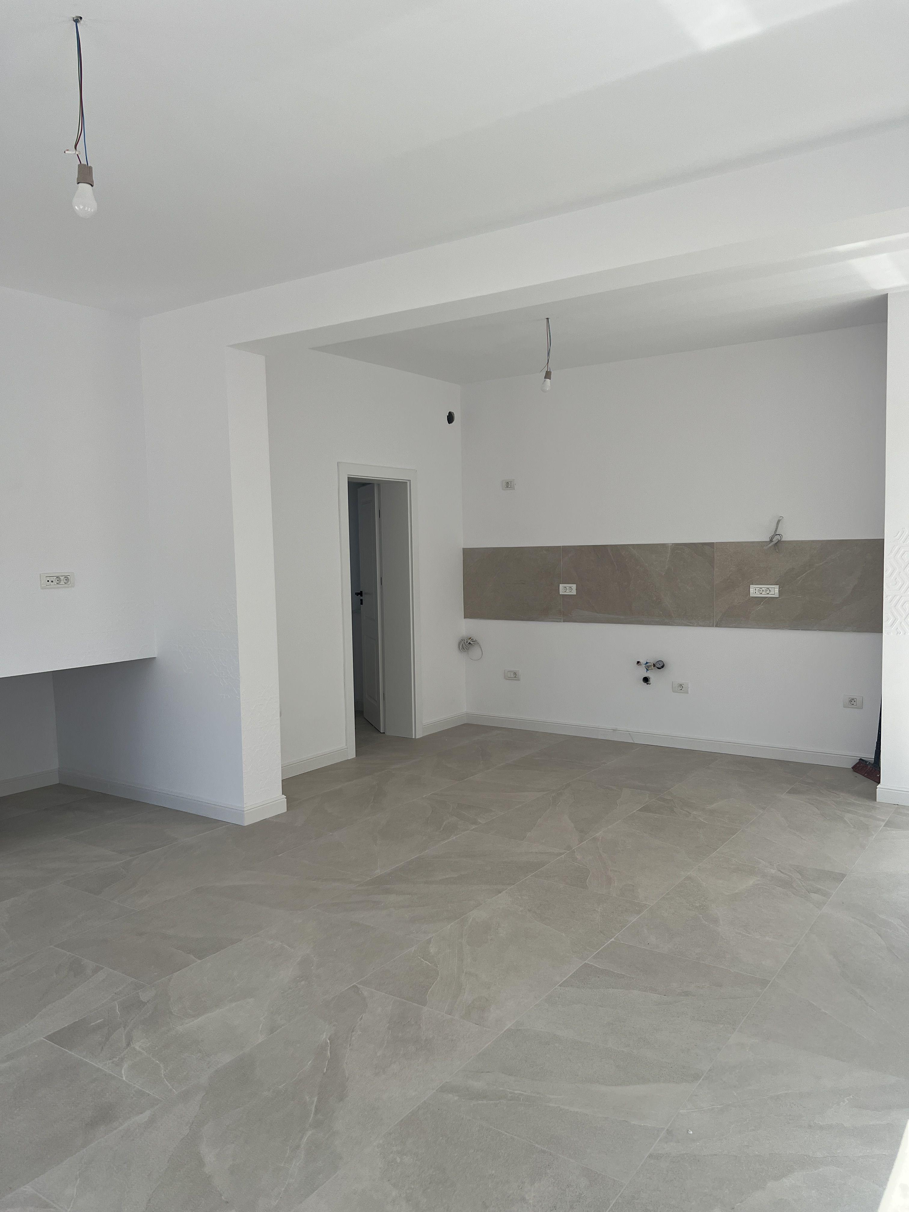 Jumătate de duplex premium, 120 mp utili, teren 256 mp, garaj și 3 dor - 7