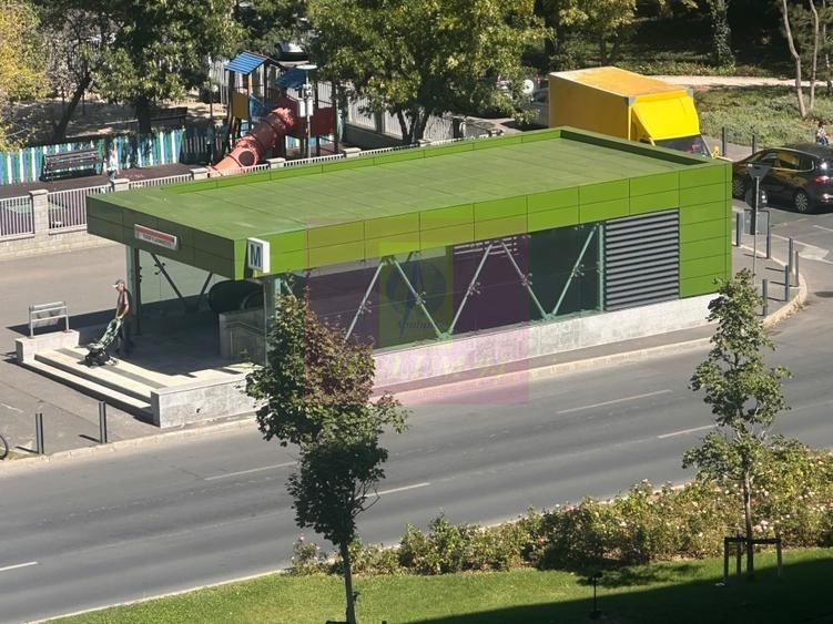 Ap 2 cam Drumul Taberei, la metrou - 8