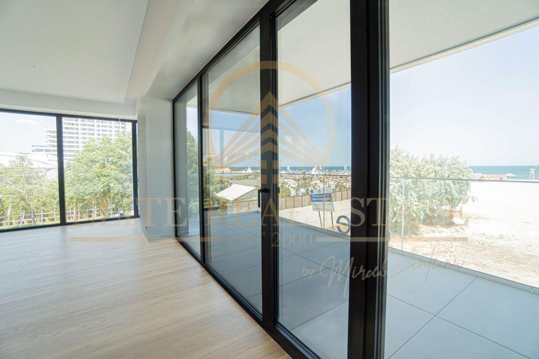 Stațiunea Mamaia - Vânzare apartament cu 4 camere, 3 bai cu vedere la mare. - 2