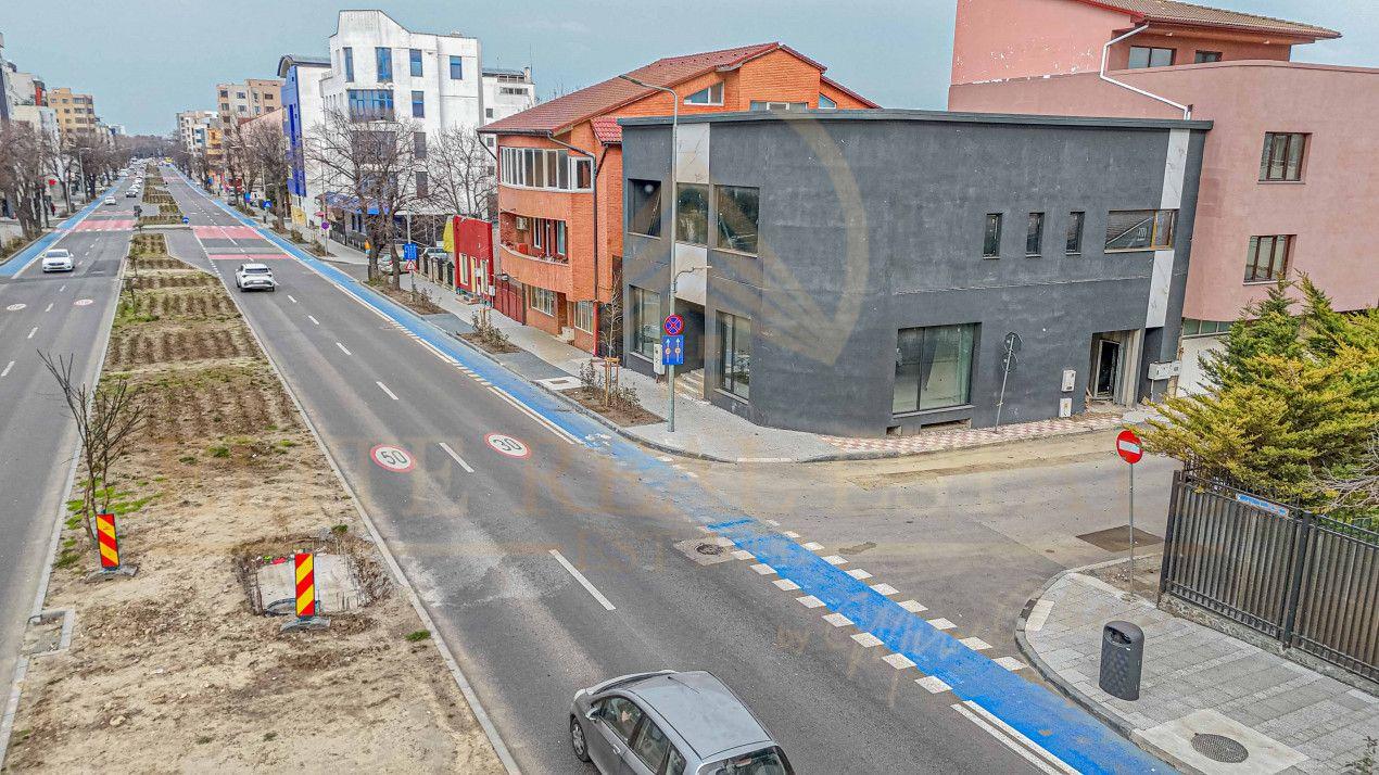 Bulevardul Mamaia - Oportunitate Unica de Investitie!! - 1
