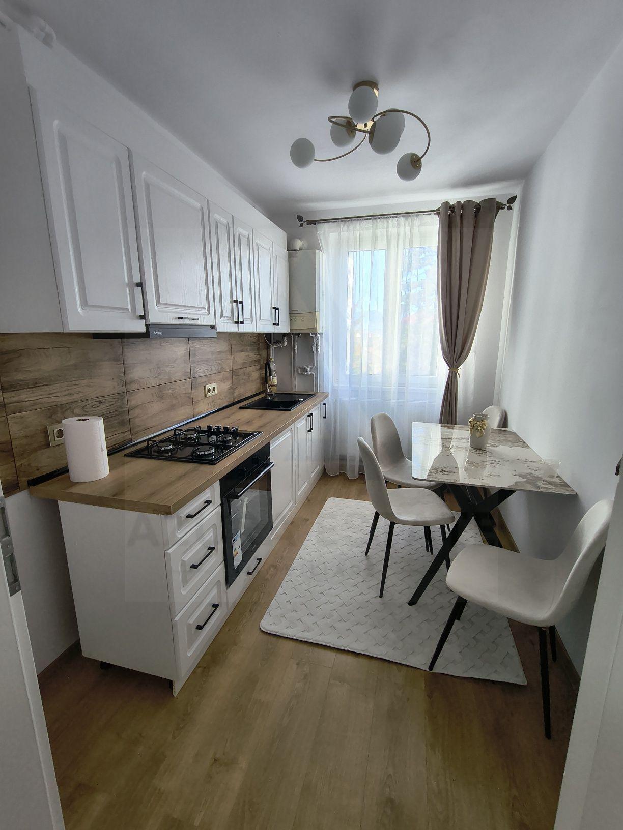 Apartament modern renovat 2 camere bucatarie inchisa zona Rahovei - 1