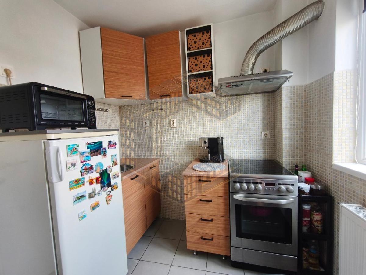 Apartament 2 camere de vânzare, renovat, zona Complexul Studențesc, Ti - 4