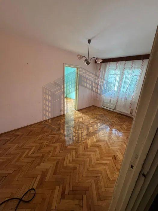 Apartament 2 camere de vânzare, cu balcon, zona Soarelui, Timișoara - 1