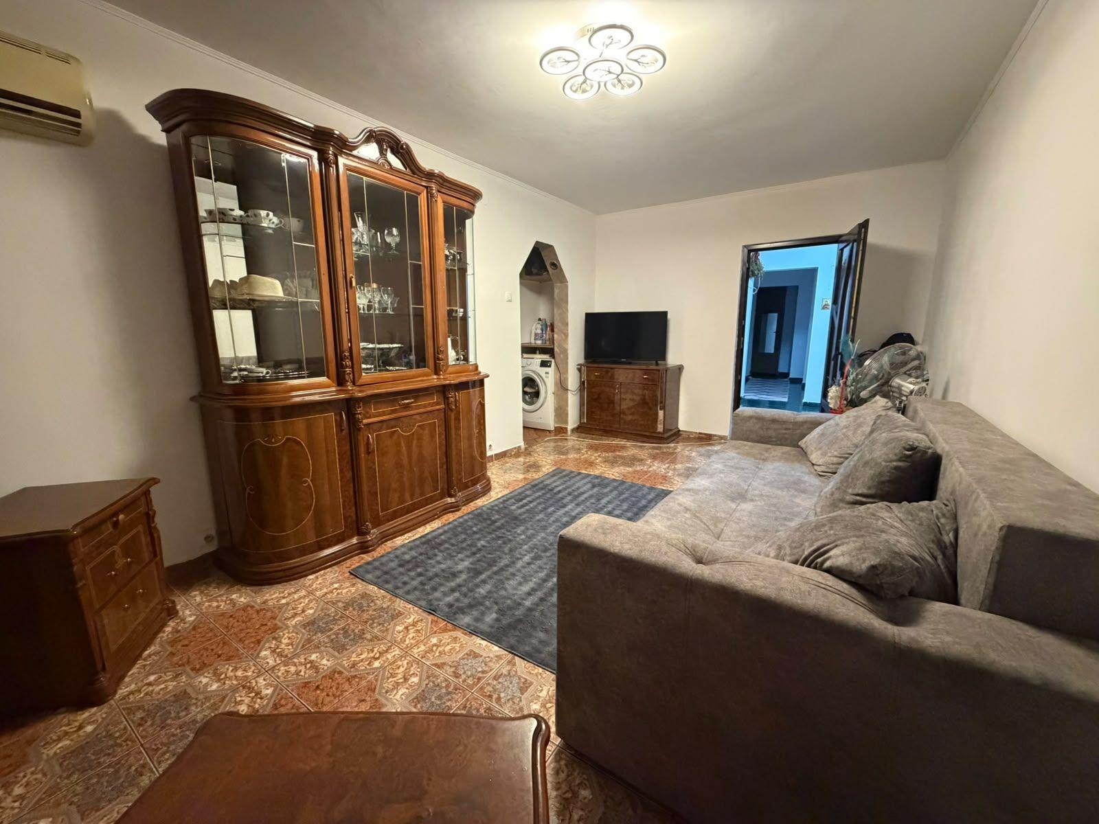 Apartament 4 camere - Dristor - 1