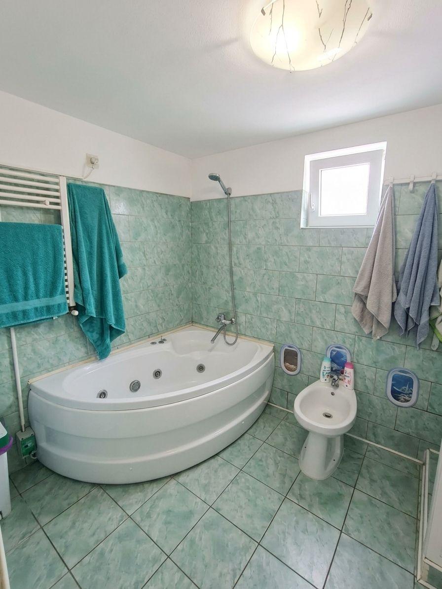 Casă cu 4 camere și curte intimă, Calea Martirilor – Timișoara - 10
