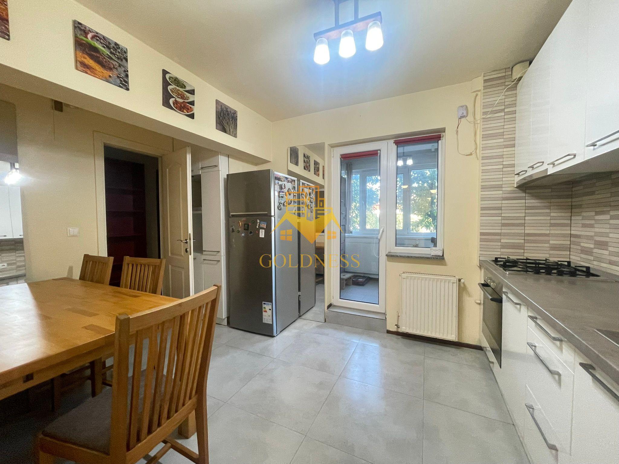 3 camere parter inalt, balcon, zona Nasaud-Dorobantilor-Piata Marasti - 3