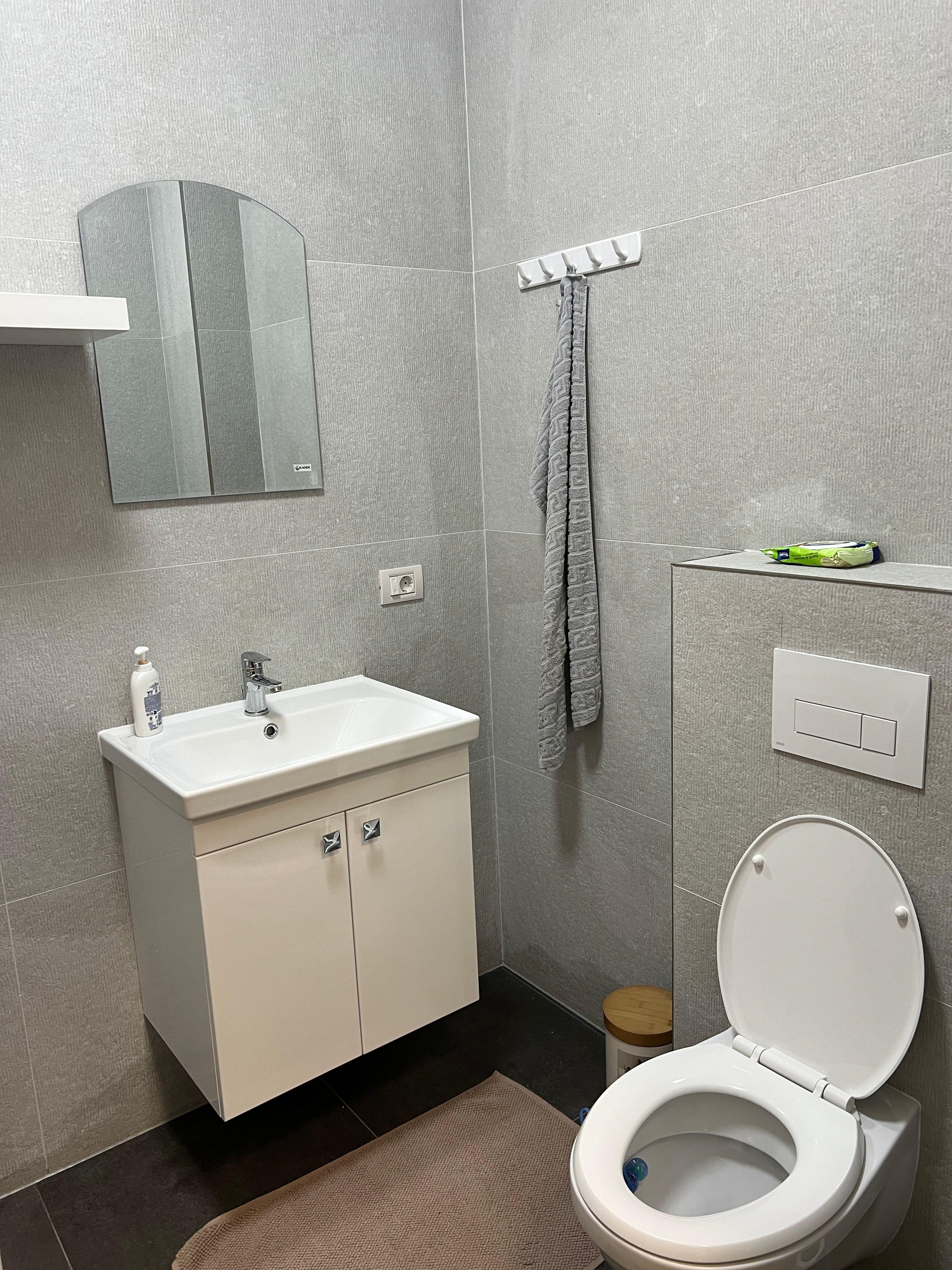 Apartament 3 camere | Prima închiriere | 72 mp utili + balcon 13 mp | - 9