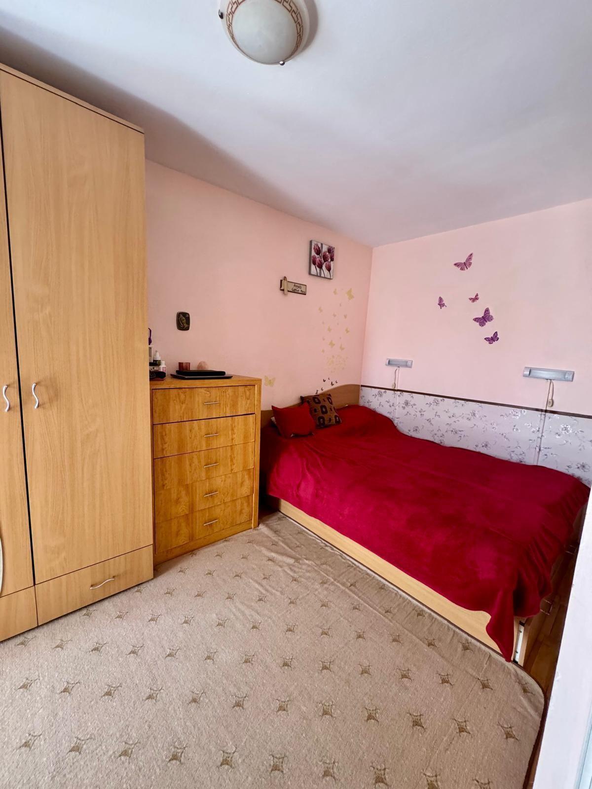 Apartament cu 2 camere, balcon și bucătărie separată - 6