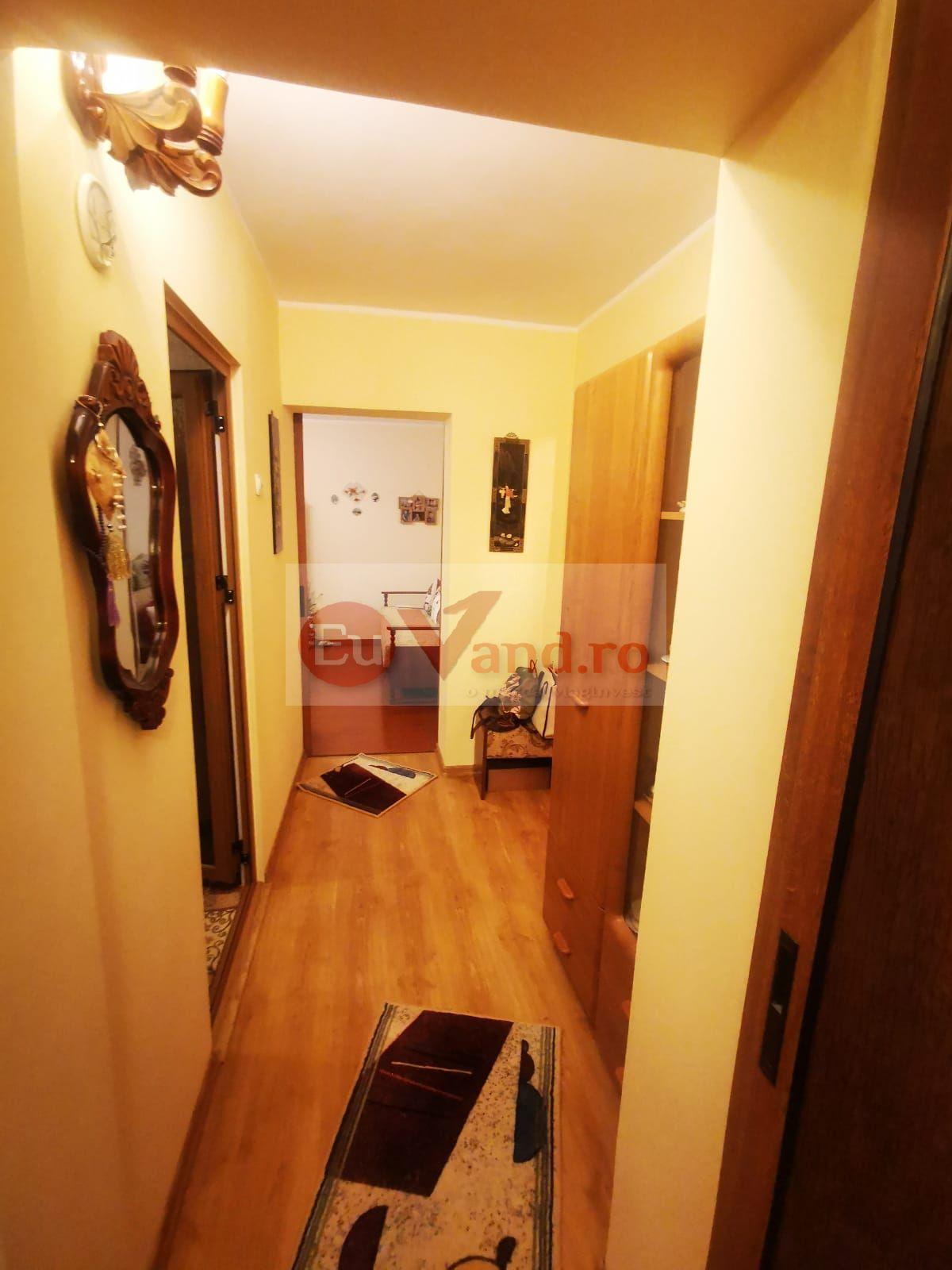 De vanzare apartament cu 3 camere Mazepa 1, BR-uri, etaj 4/10, 98.000 E - 7