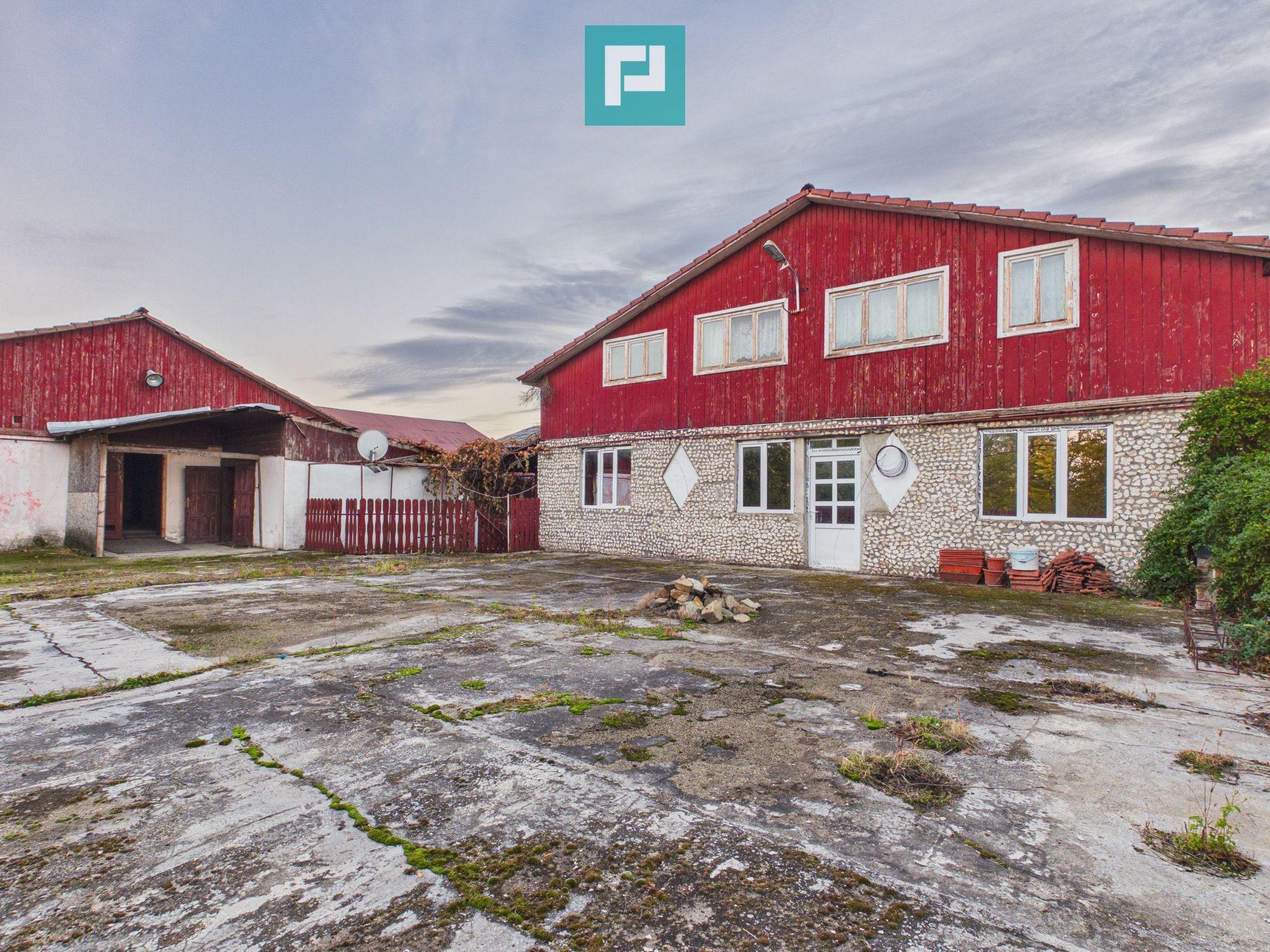 Proprietate impresionantă Sântana - 3500 mp utili - 48