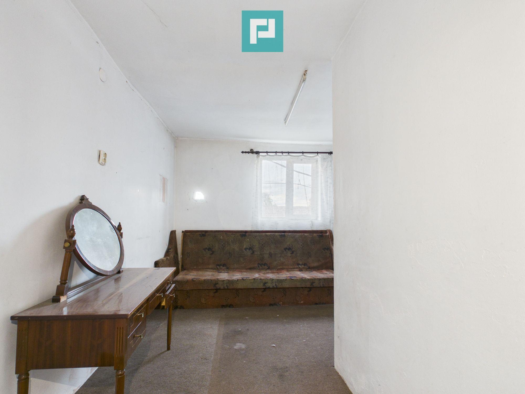 Proprietate impresionantă Sântana - 3500 mp utili - 41