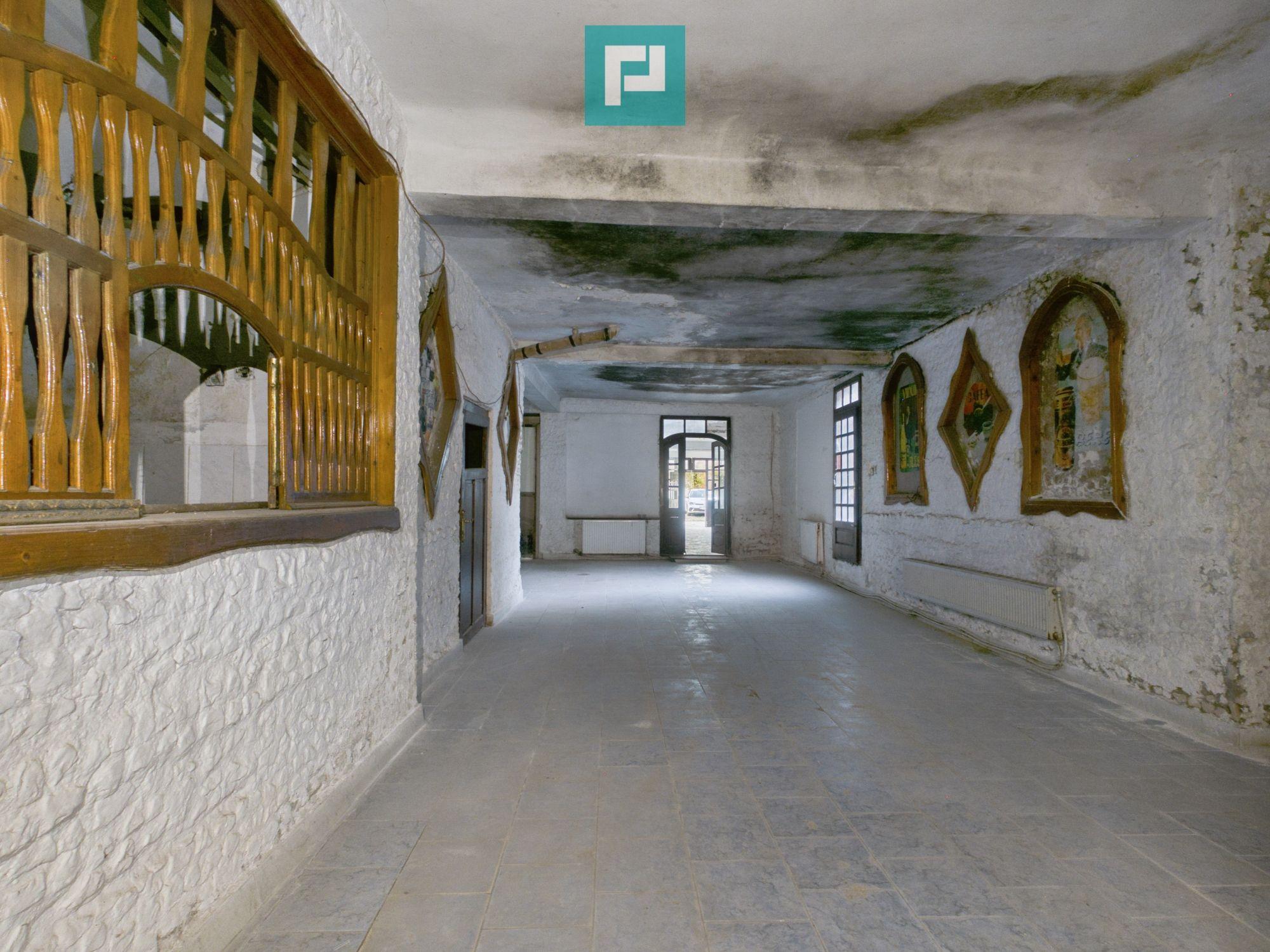 Proprietate impresionantă Sântana - 3500 mp utili - 17