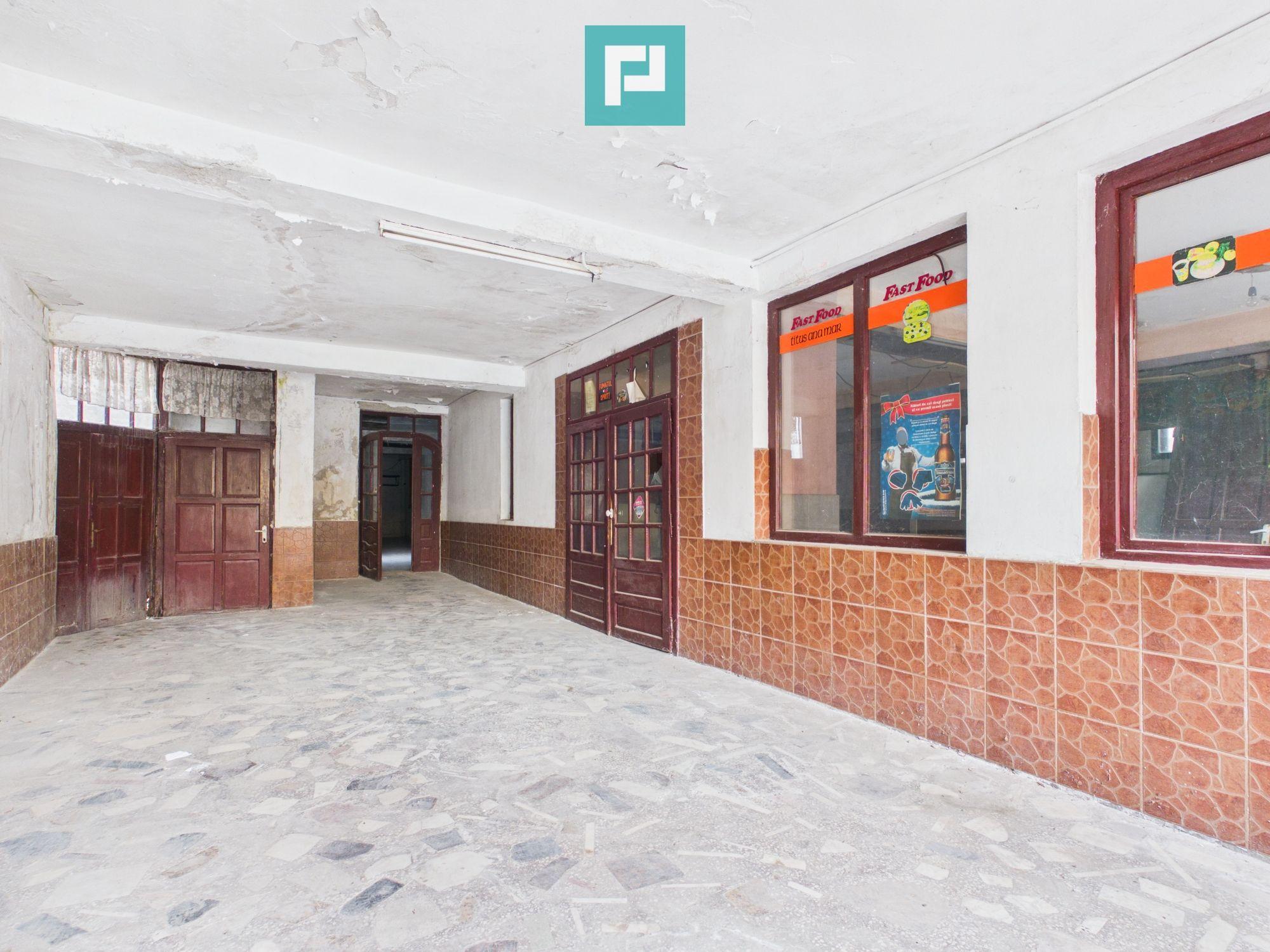 Proprietate impresionantă Sântana - 3500 mp utili - 14