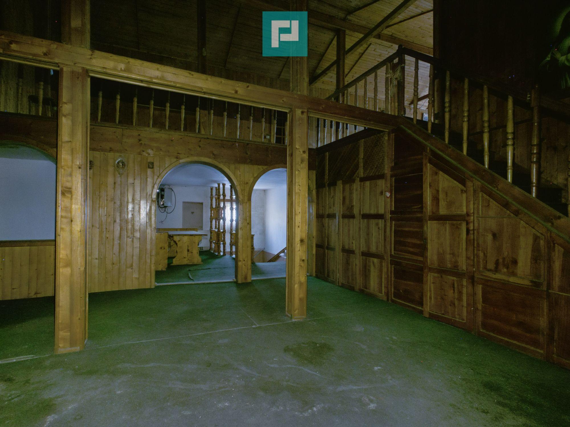 Proprietate impresionantă Sântana - 3500 mp utili - 24