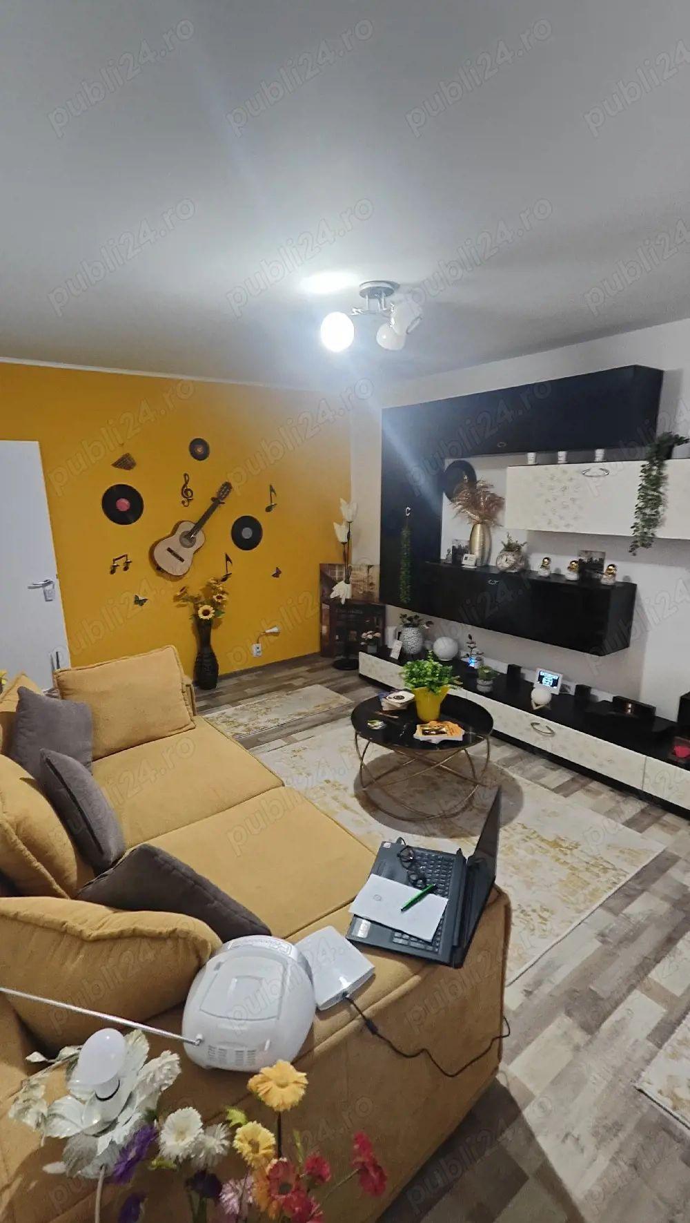 Apartament renovat integral, cu 2 camere în Zona Plăvăț 2, Girocului - 3
