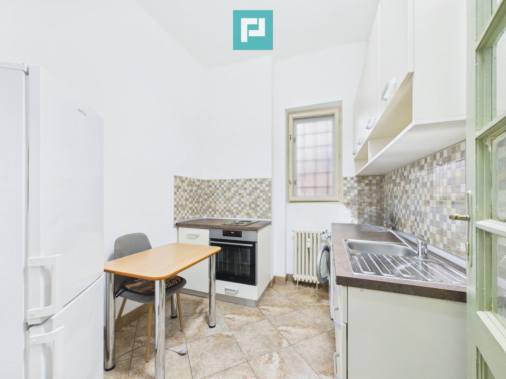 Apartament de închiriat cu 2 camere central, Arad - 3