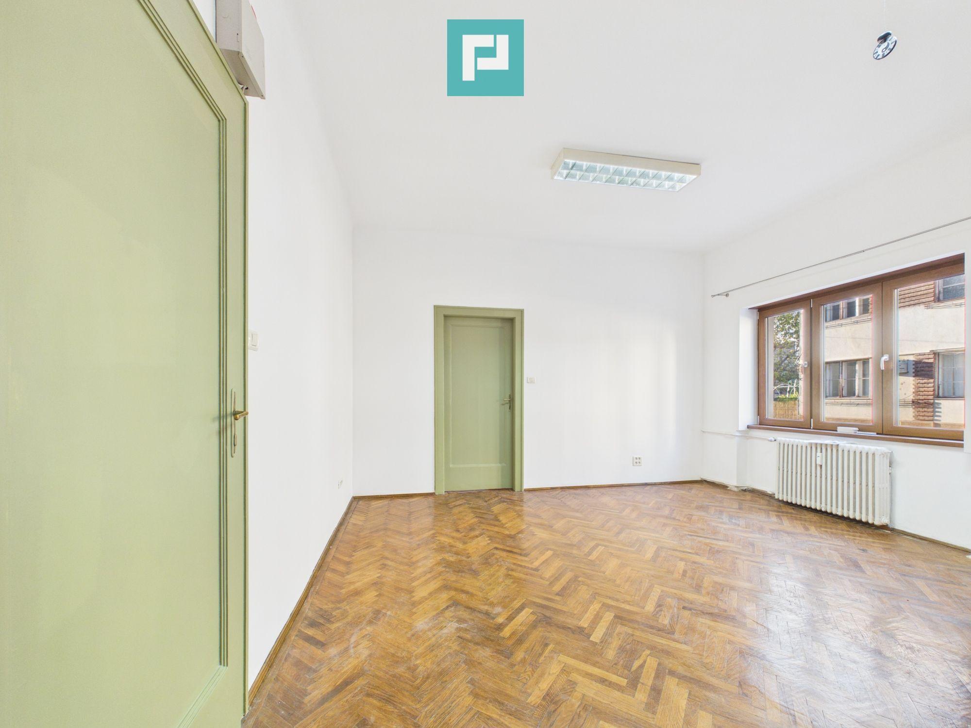 Apartament de închiriat cu 2 camere central, Arad