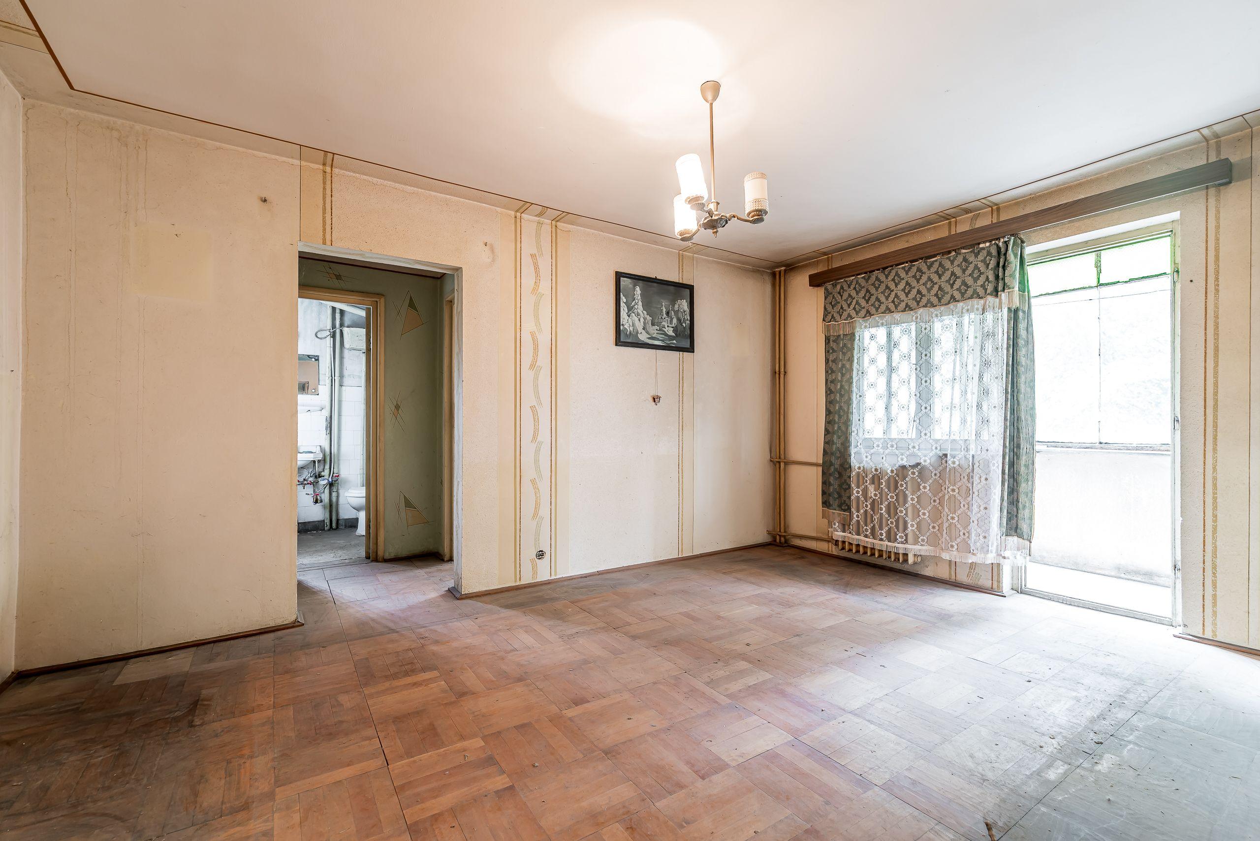 Apartament 2 camere - Etaj 1 - Calea Romanilor, Centru - COMISION 0 - 3