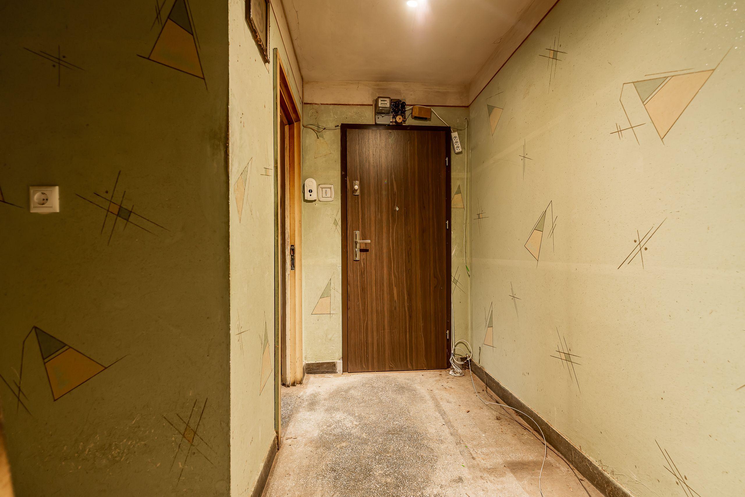 Apartament 2 camere - Etaj 1 - Calea Romanilor, Centru - COMISION 0 - 7